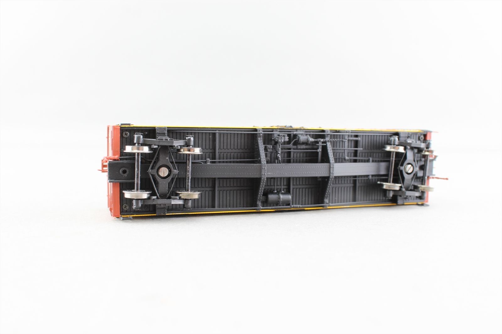 HO Brass Model - W&R Version 1 NP Northern Pacific Reefer Yellow Truss ...