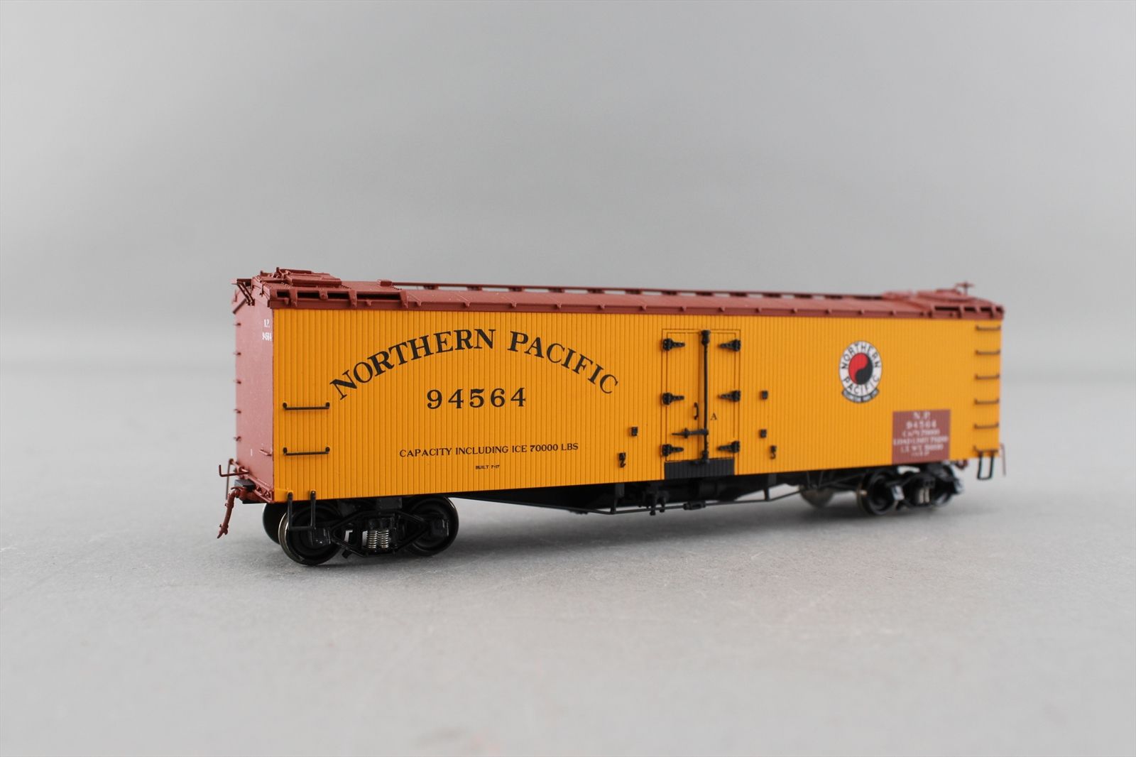 HO Brass Model - W&R Version 2 NP Northern Pacific Reefer Orange Truss ...