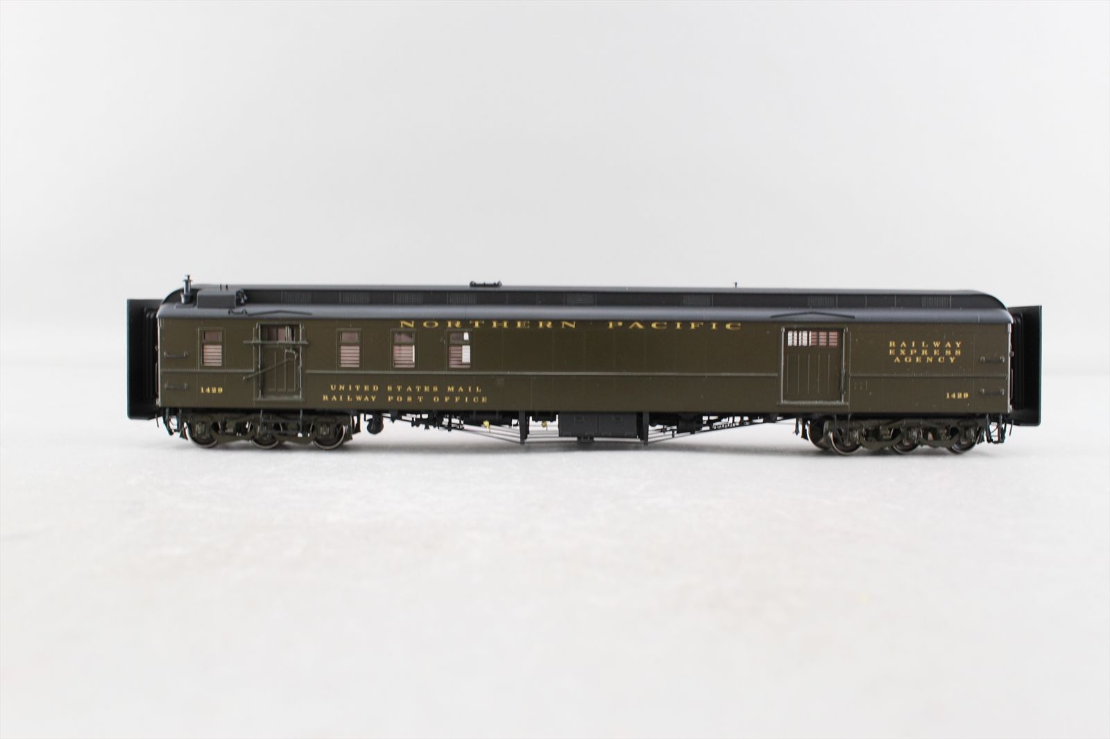 HO Brass Model – W&R NP Northern Pacific Mail & Express Car Pullman ...