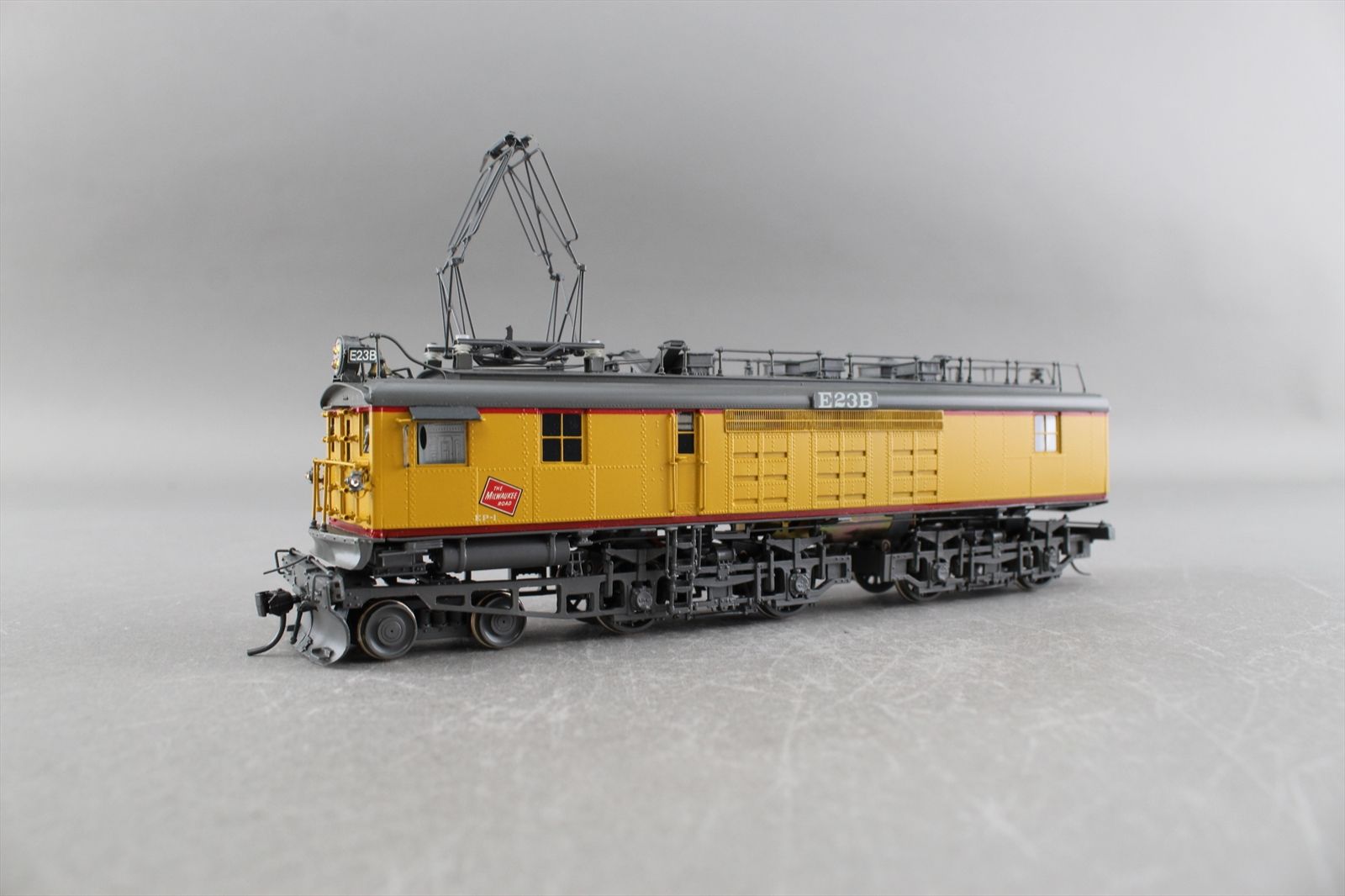 HO Brass Model - OMI 6308.1 Milwaukee EP1 Streamlined 2 Passenger Units ...