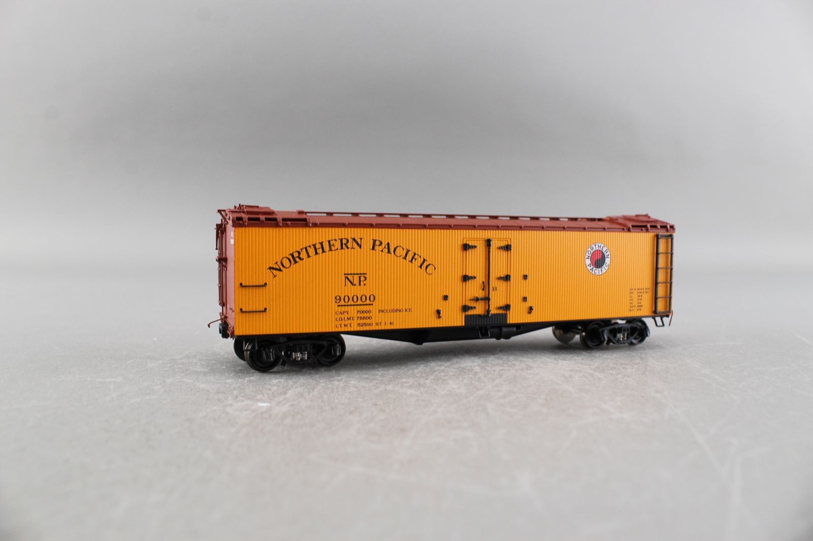 HO Brass Model - W&R Version 4 NP Northern Pacific Reefer Orange ...