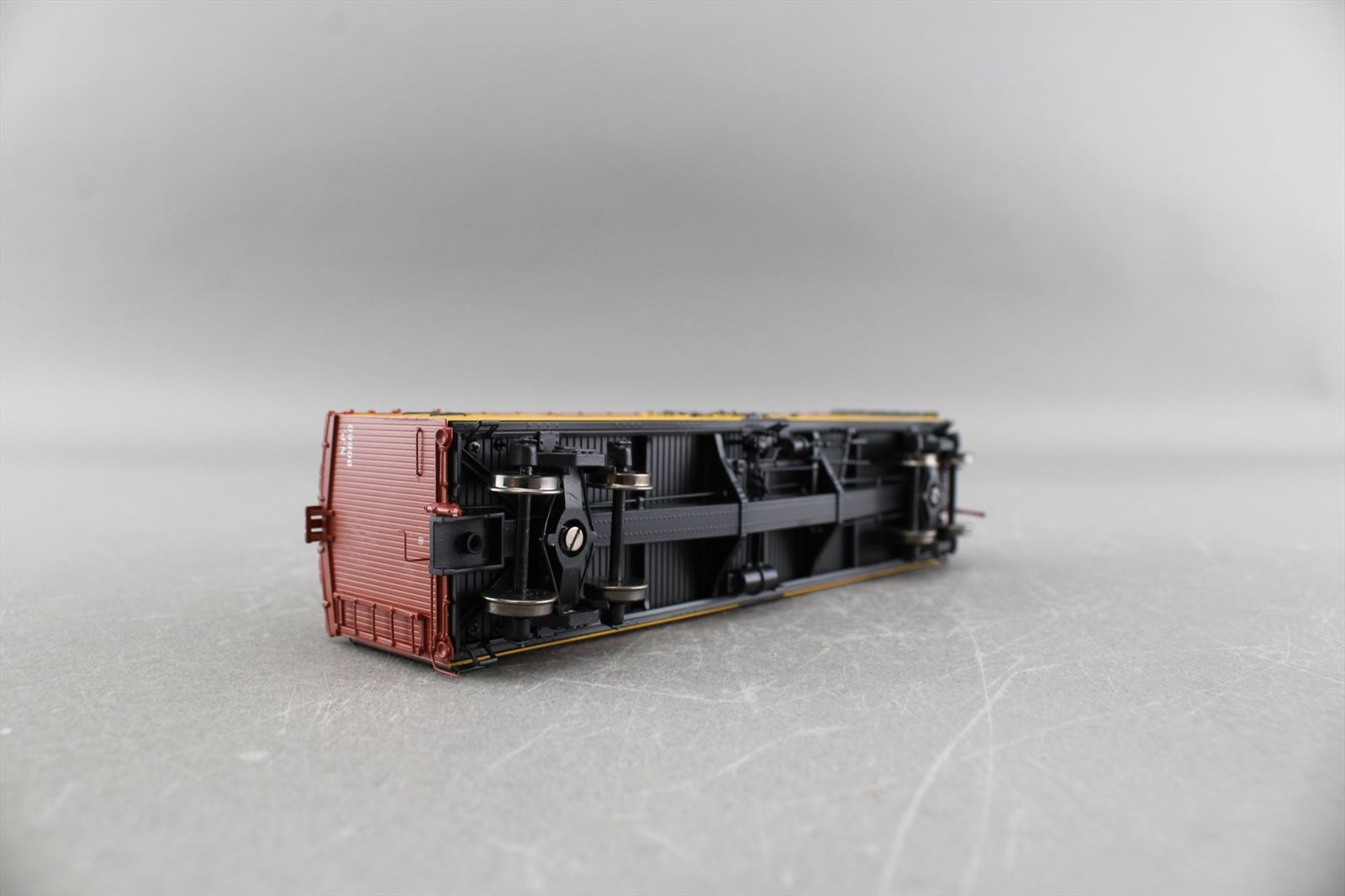HO Brass Model - W&R Version 3 NP Northern Pacific Wood Reefer Yellow ...
