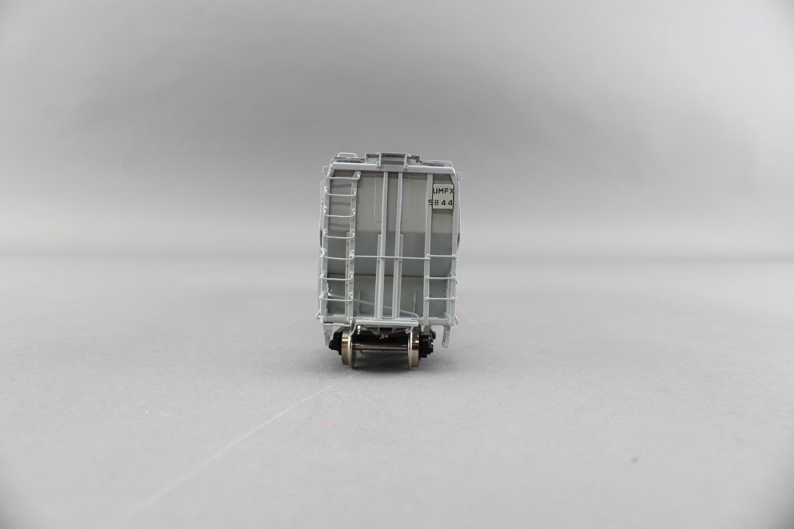 HO Brass Model - OMI 3179.5 UMPX Richmond Covered Hopper 5800 Cubic ...