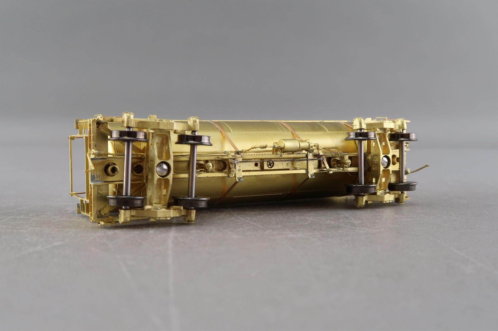 HO Brass Model - W&R AC&F 10,000 Gallon High Walkway Tank Car Two Dome ...