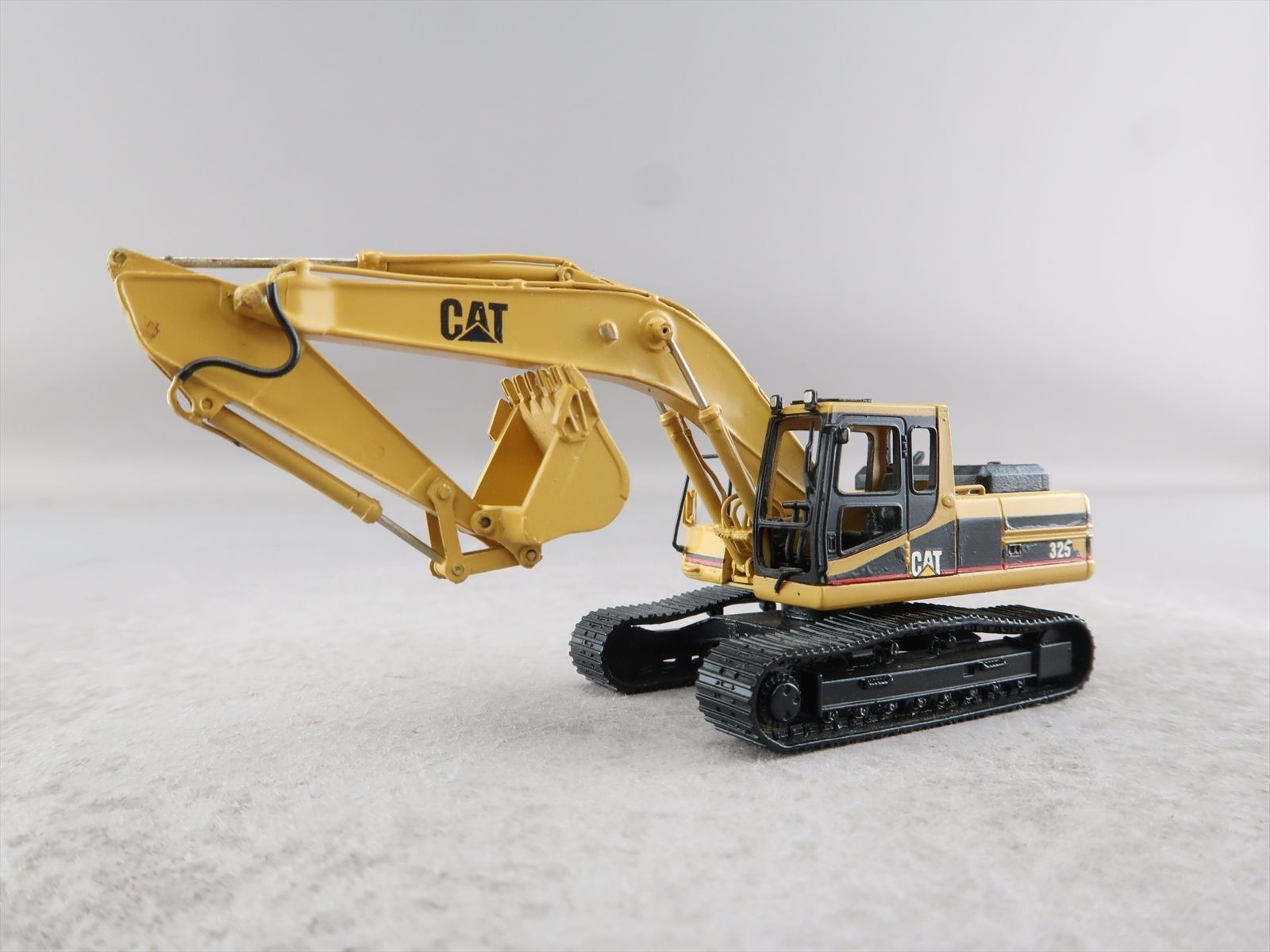 HO Brass Model - CCM Classic Construction Models CAT 325L Excavator - F/P