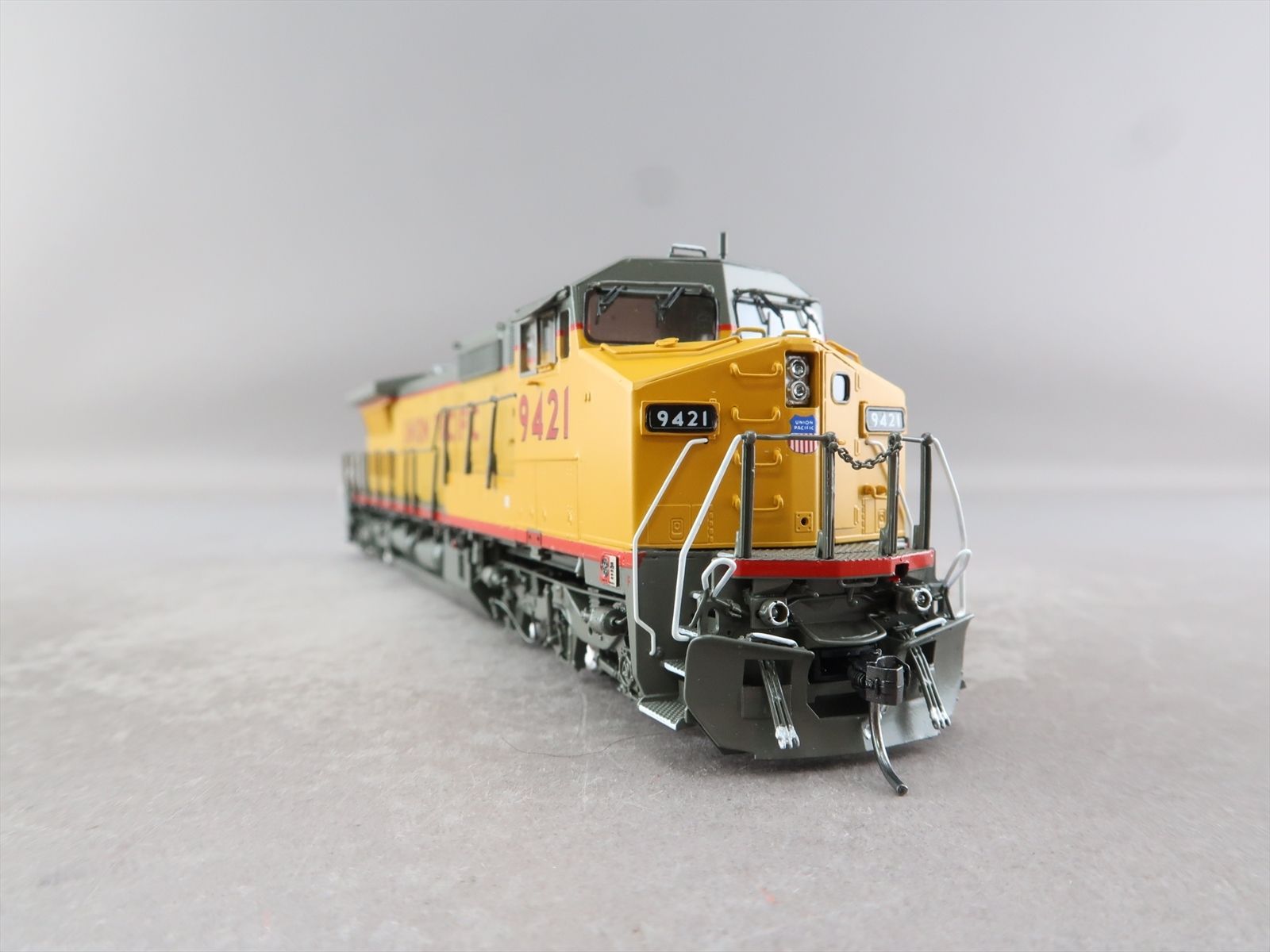 HO Brass Model - OMI 5835.1 UP Union Pacific Dash 8-40CW #9421 - F/P ...
