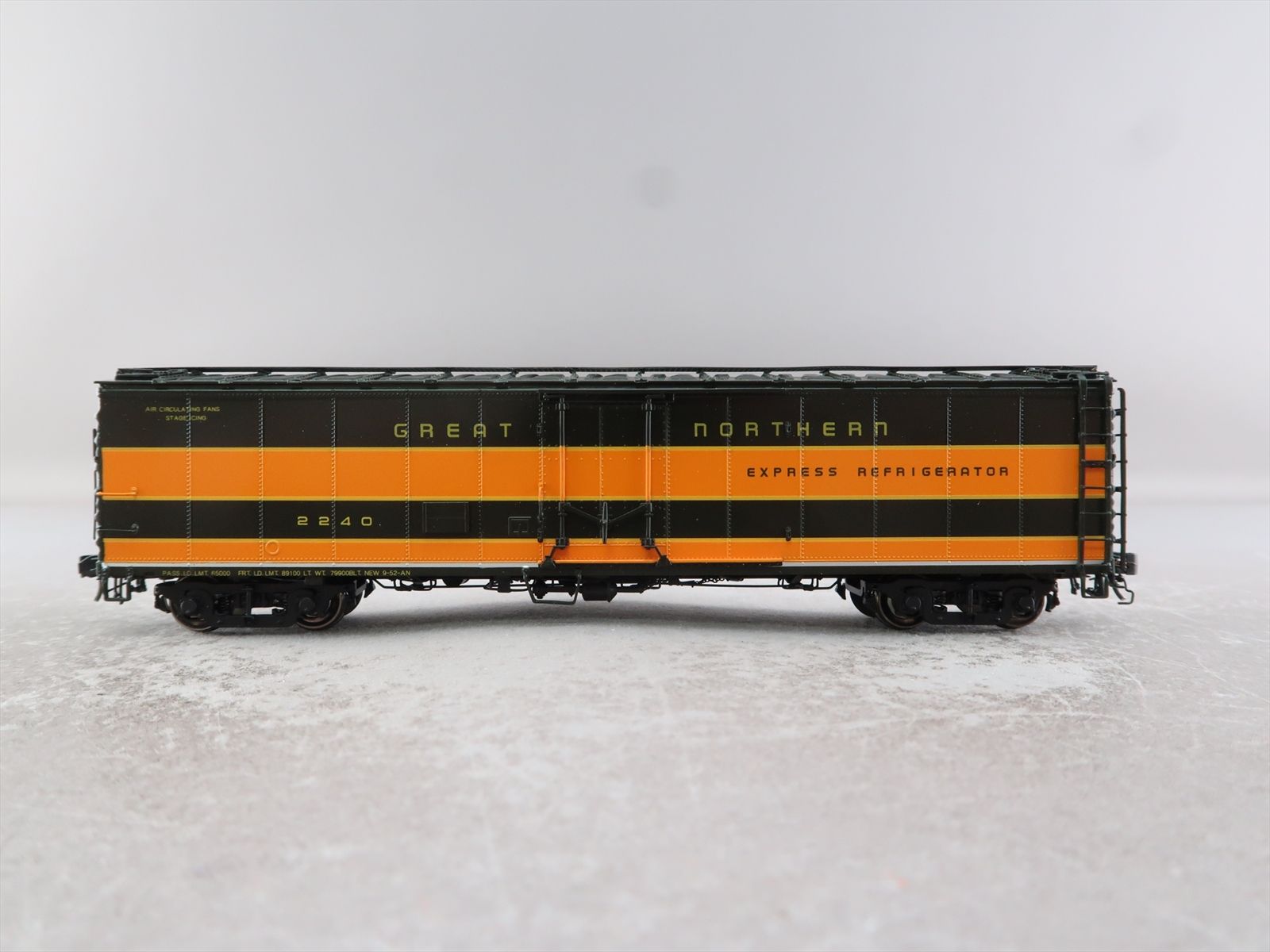 HO Brass Model - CIL 2306.1 GN Great Northern 52' Steel Express Ice ...