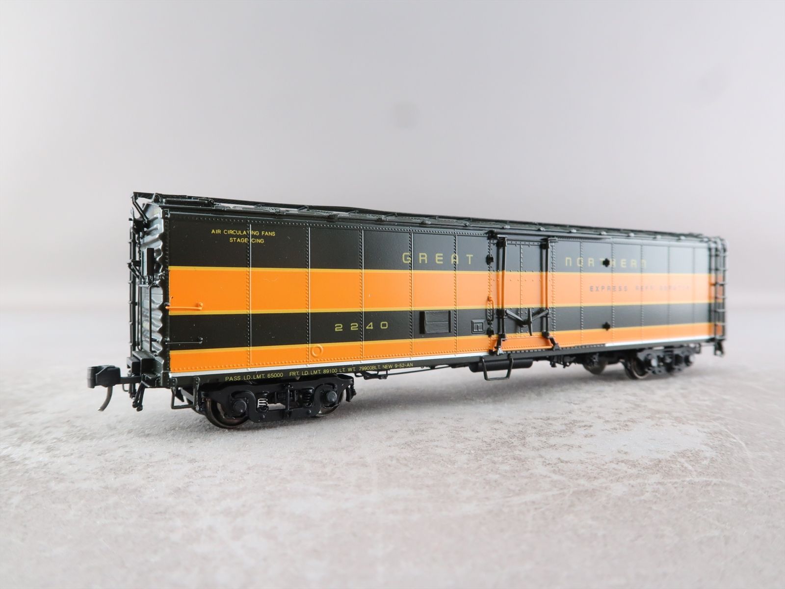 HO Brass Model - CIL 2306.1 GN Great Northern 52' Steel Express Ice ...