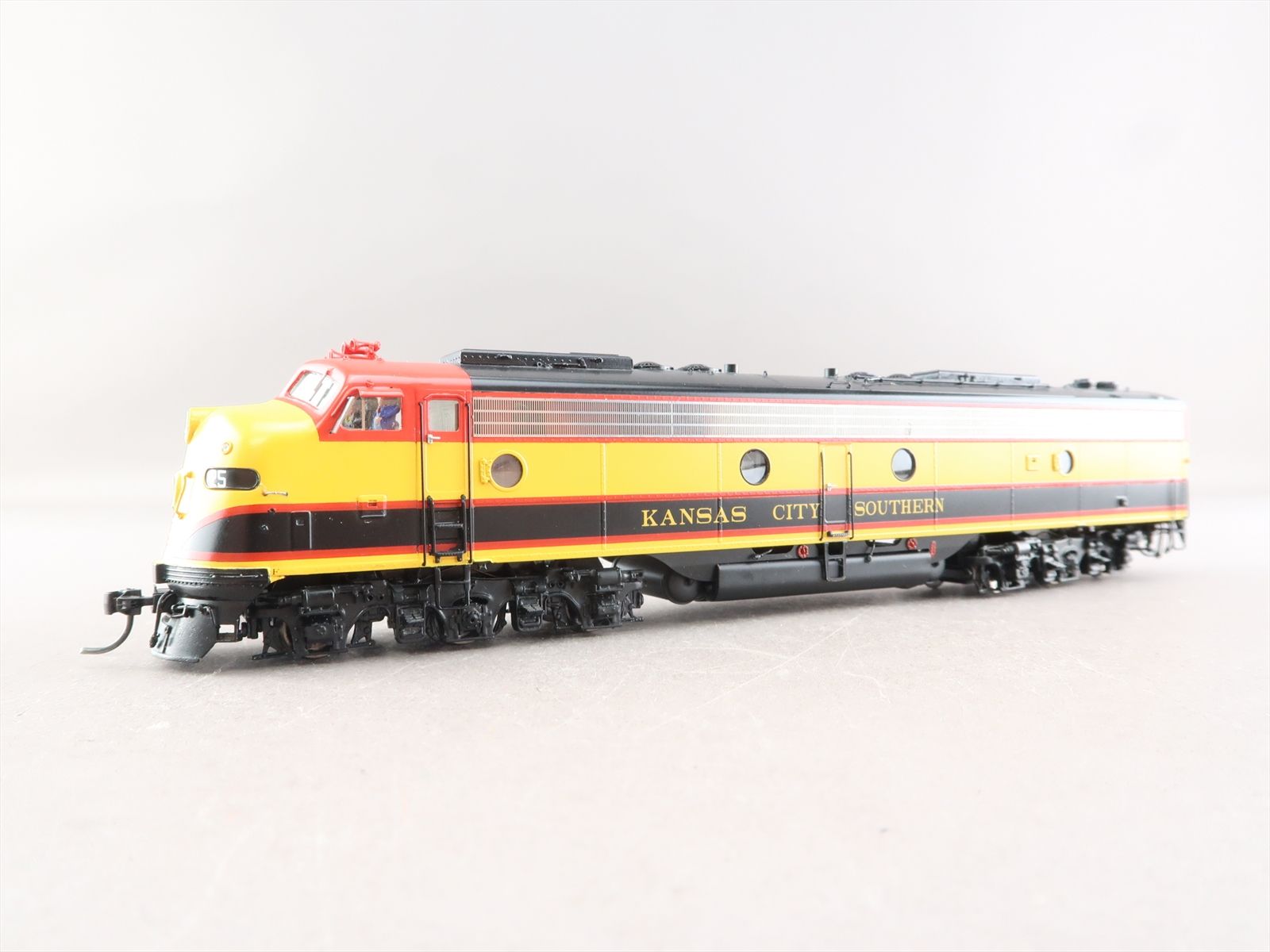 HO Brass Model - OMI AA-1250-1 KCS Kansas City Southern E8 E8m A #25 ...