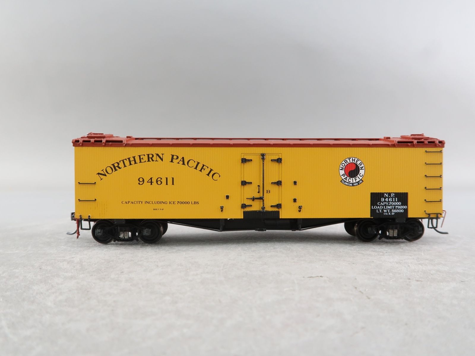 HO Brass Model - W&R NP Northern Pacific Reefer Version 1 Yellow #94611 ...
