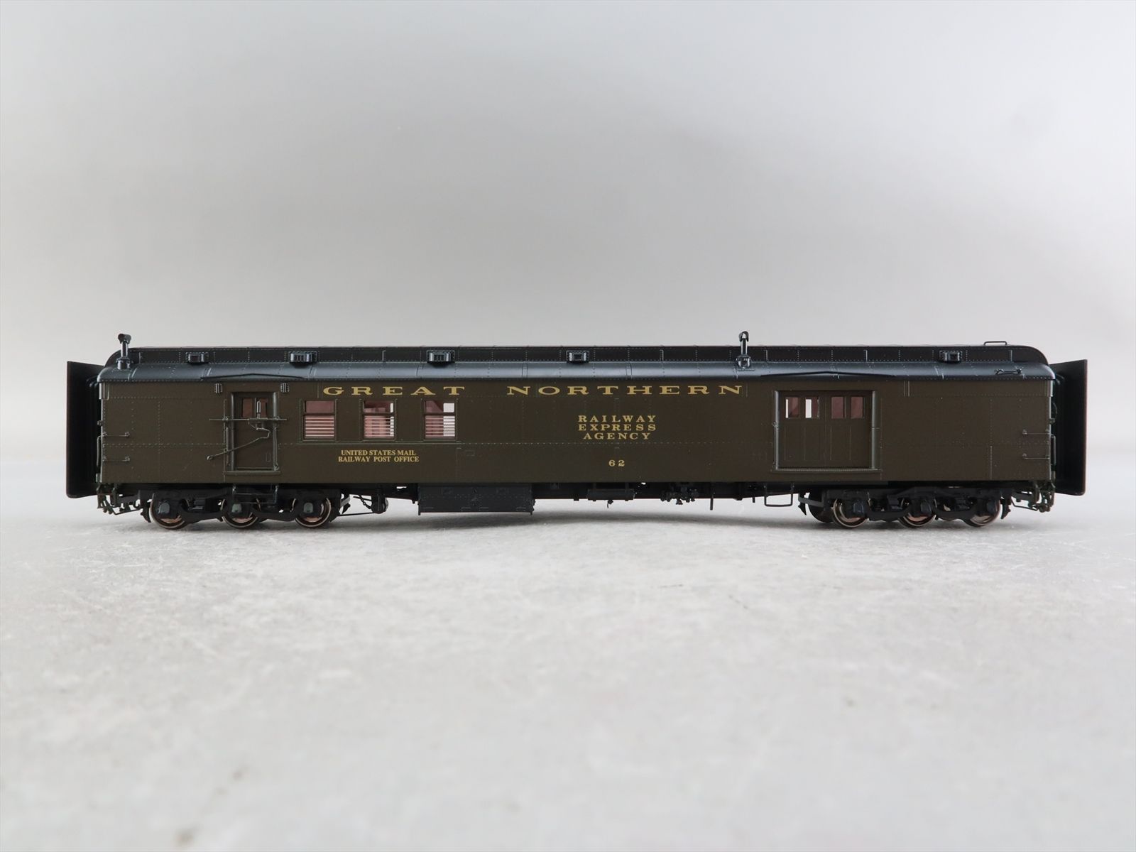 HO Brass Model - CIL 2349.1 GN Great Northern Heavyweight Baggage Mail ...