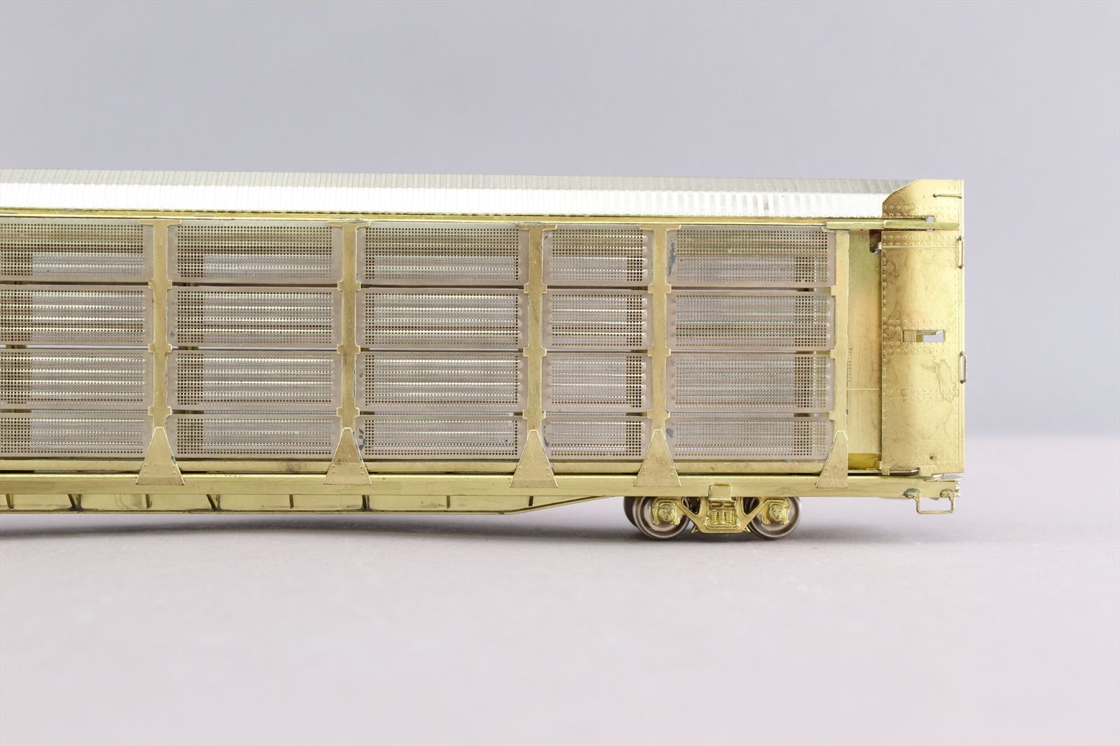 HO Brass Model - OMI 1323 Bi-Level Thrall Auto Rack w/ Closed Sides ...