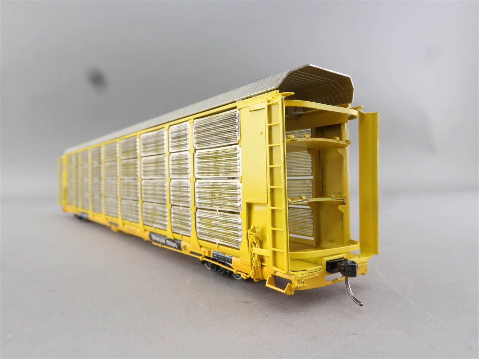 HO Brass Model - OMI 3119 C&NW Chicago & Northwestern TTUX Thrall Tri ...