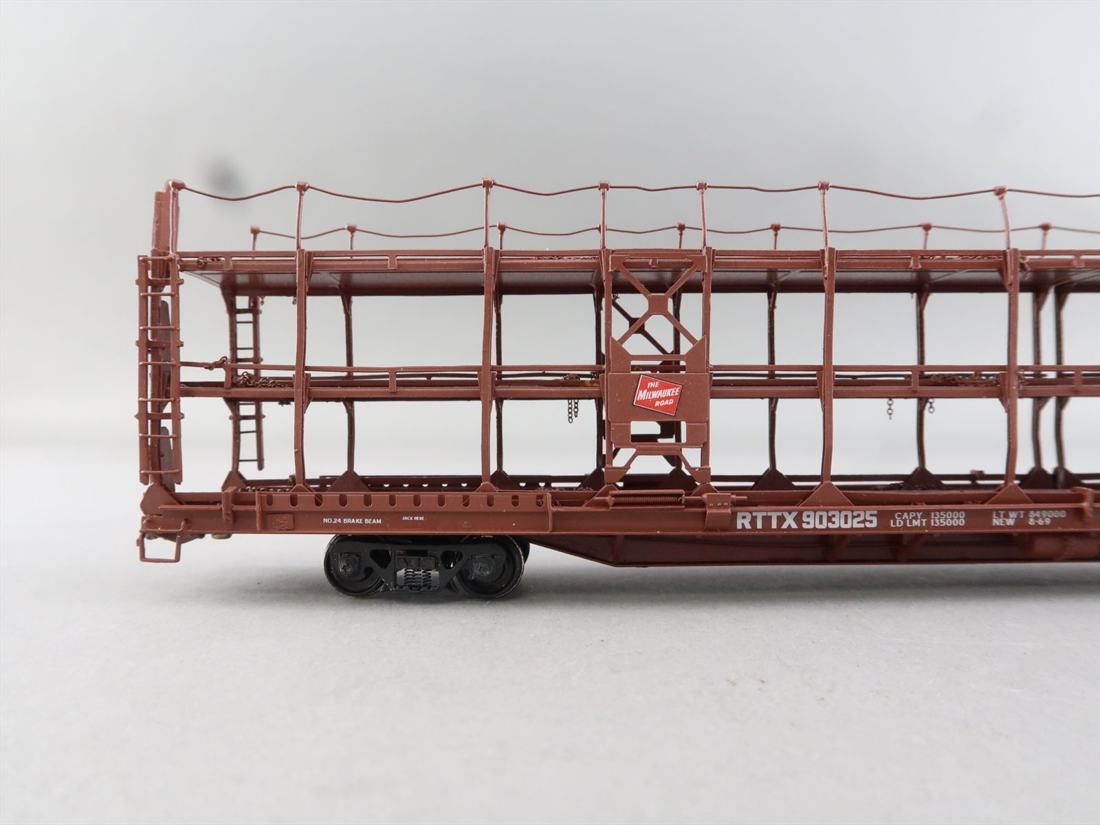 HO Brass Model - OMI 1326 MILW Milwaukee Tri-Level Open Auto Rack ...