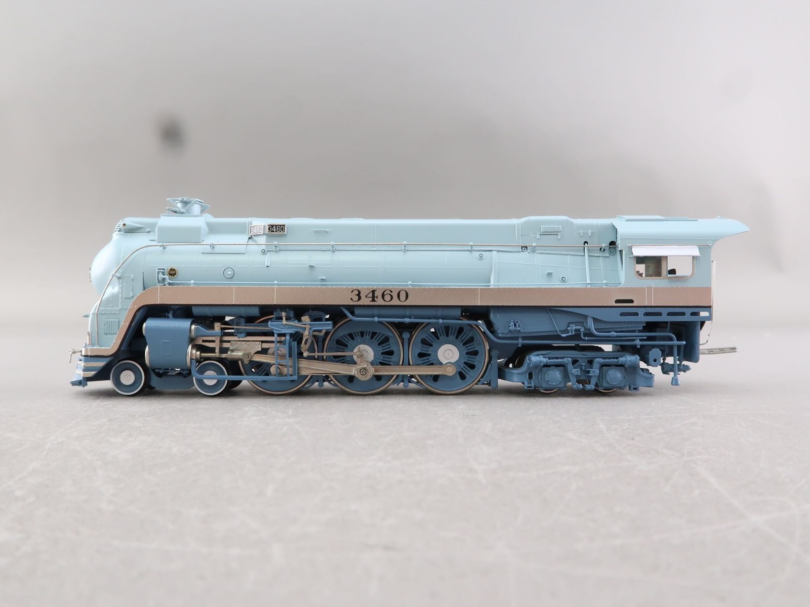 HO Brass Model - Hallmark Super Crown AT&SF Santa Fe Streamlined Blue ...
