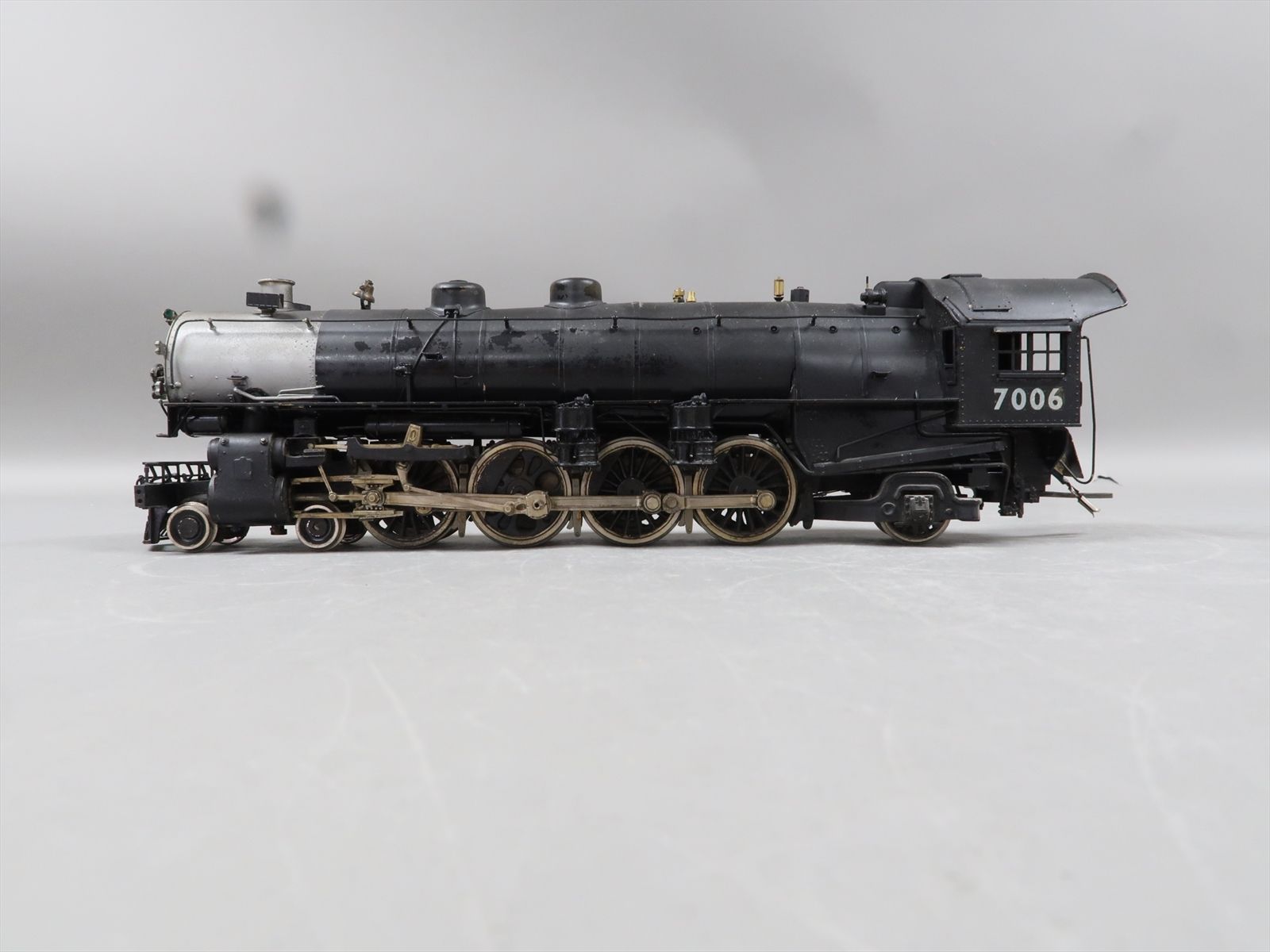 O Brass Model - USH US Hobbies UP Union Pacific 4-8-2 #7006 - Custom ...