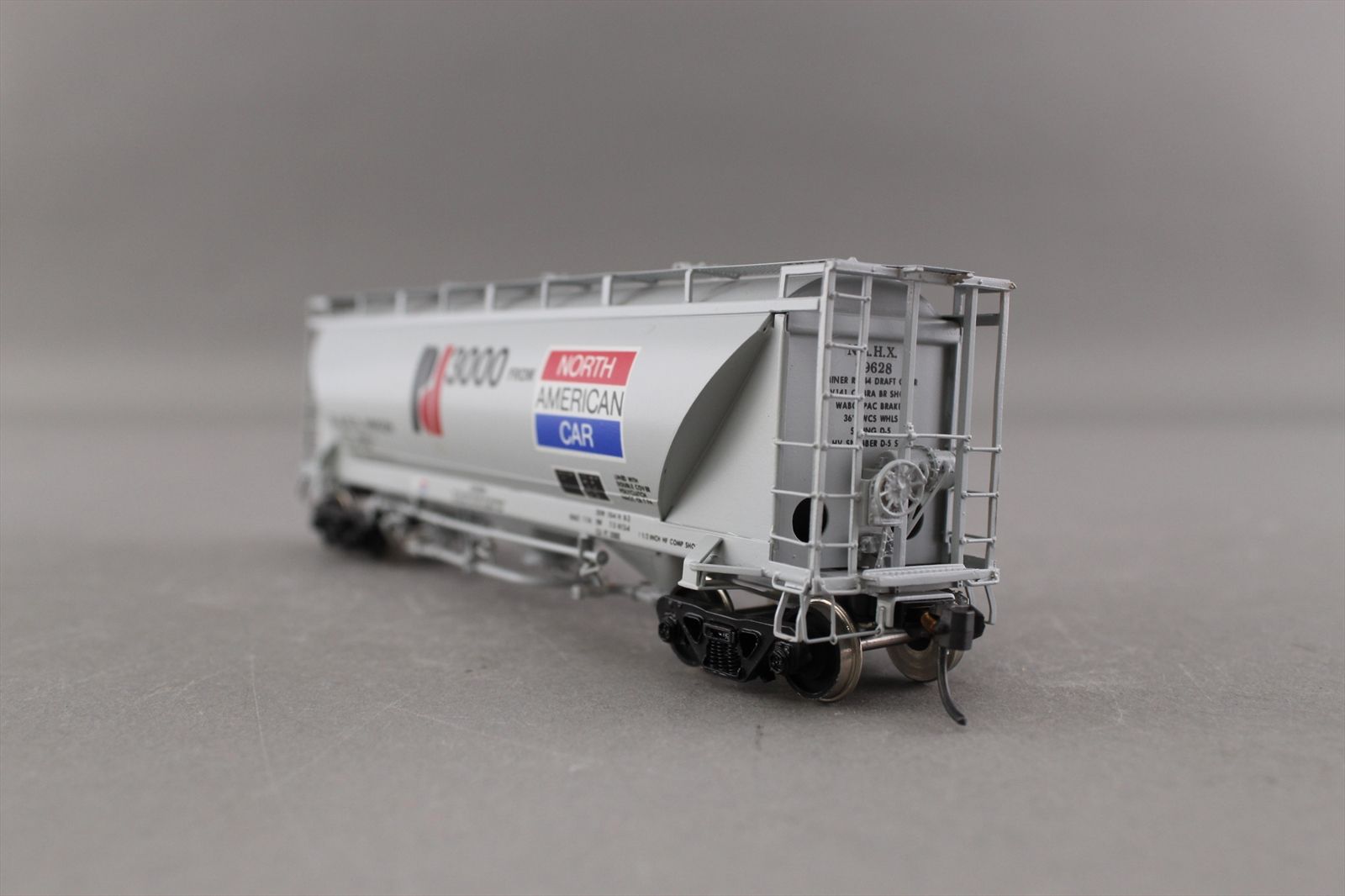 HO Brass Model - OMI 3001 NAHX Pd 3000 Covered Hopper #99628 - Pro ...