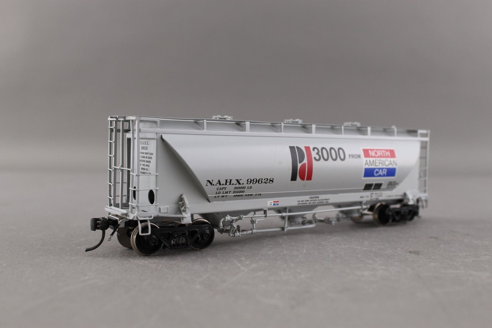 HO Brass Model - OMI 3001 NAHX Pd 3000 Covered Hopper #99628 - Pro ...