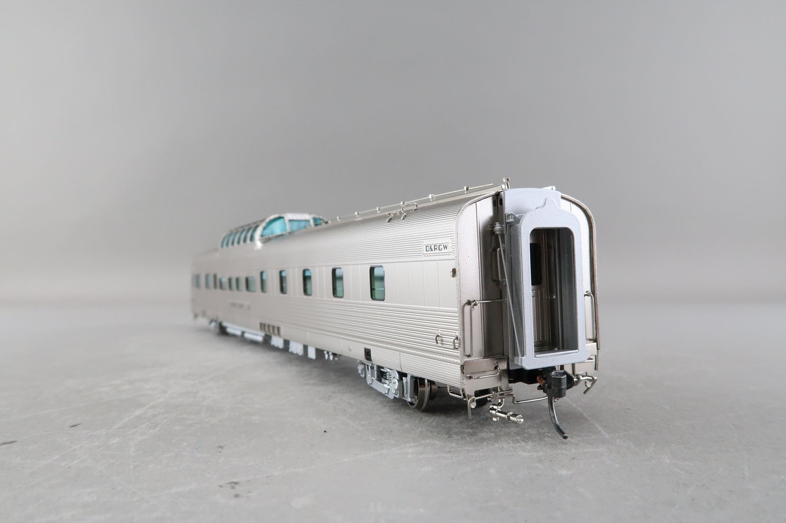 HO Brass Model - TCY 1703 D&RGW Rio Grande Silver Shop Vista Dome ...