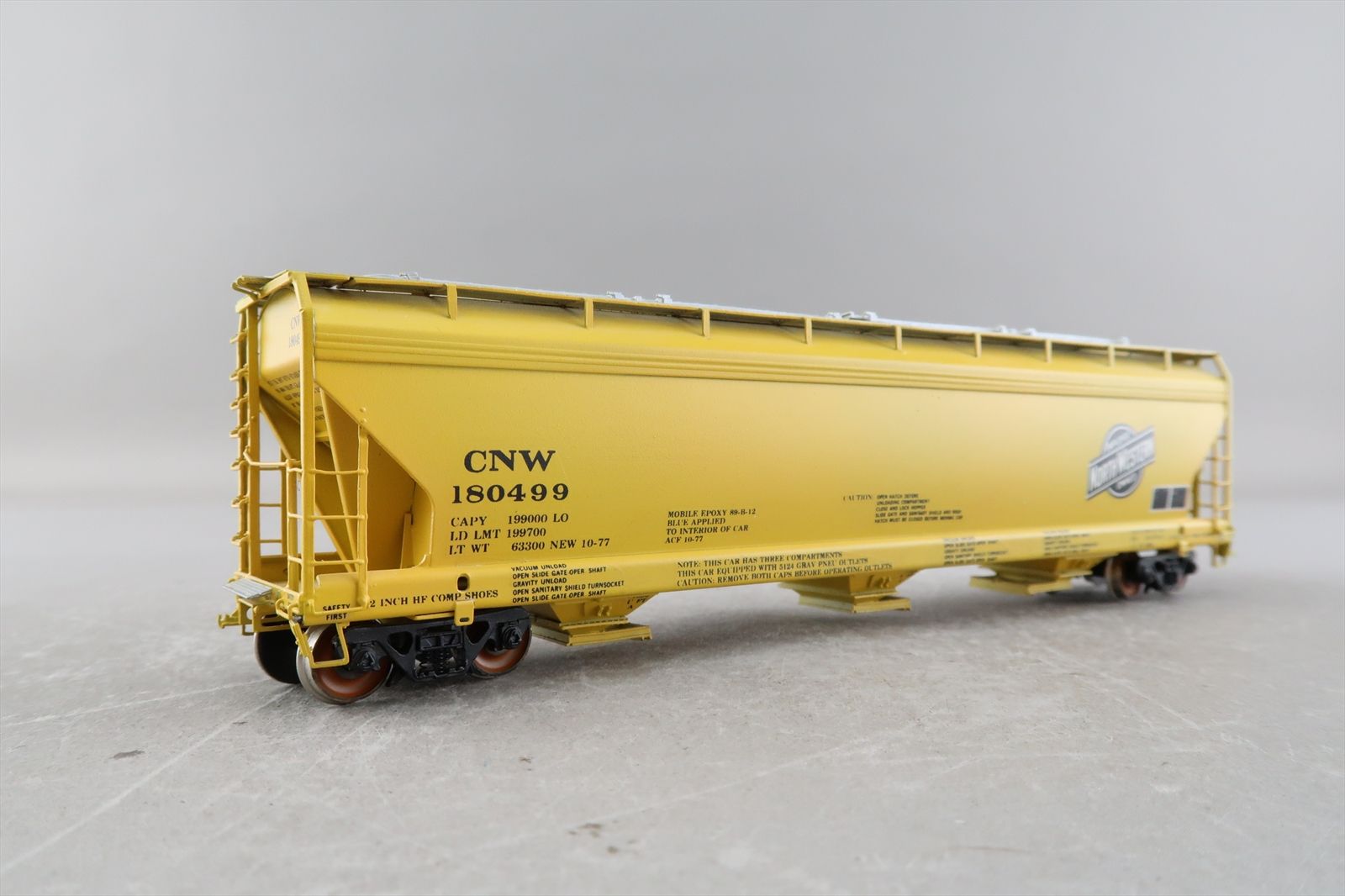Chicago & North Western 3-Bay Centerflow Hopper graffiti 3