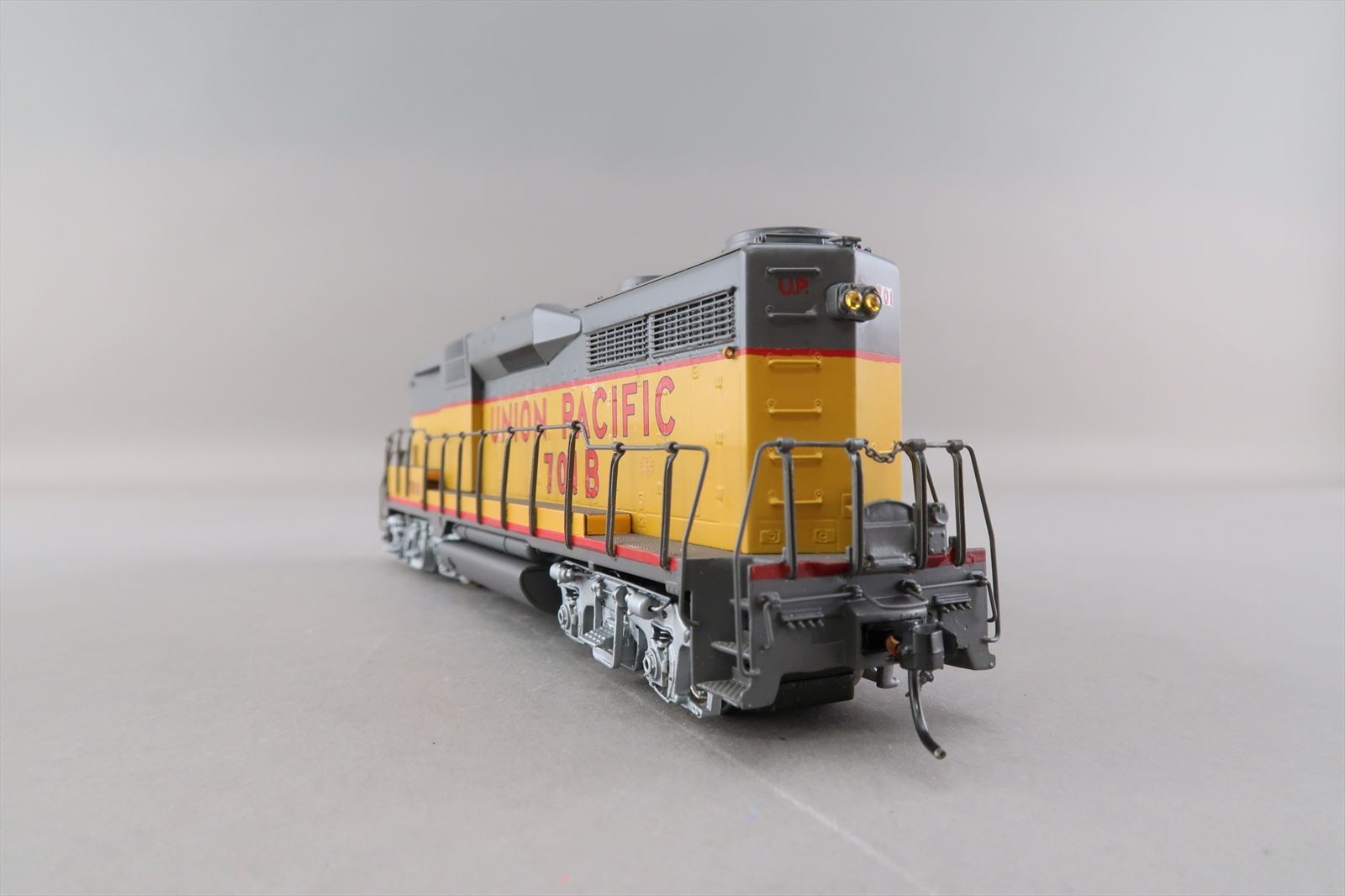 HO Brass Model - Oriental UP Union Pacific GP30B Cabless Unit #701B - F ...