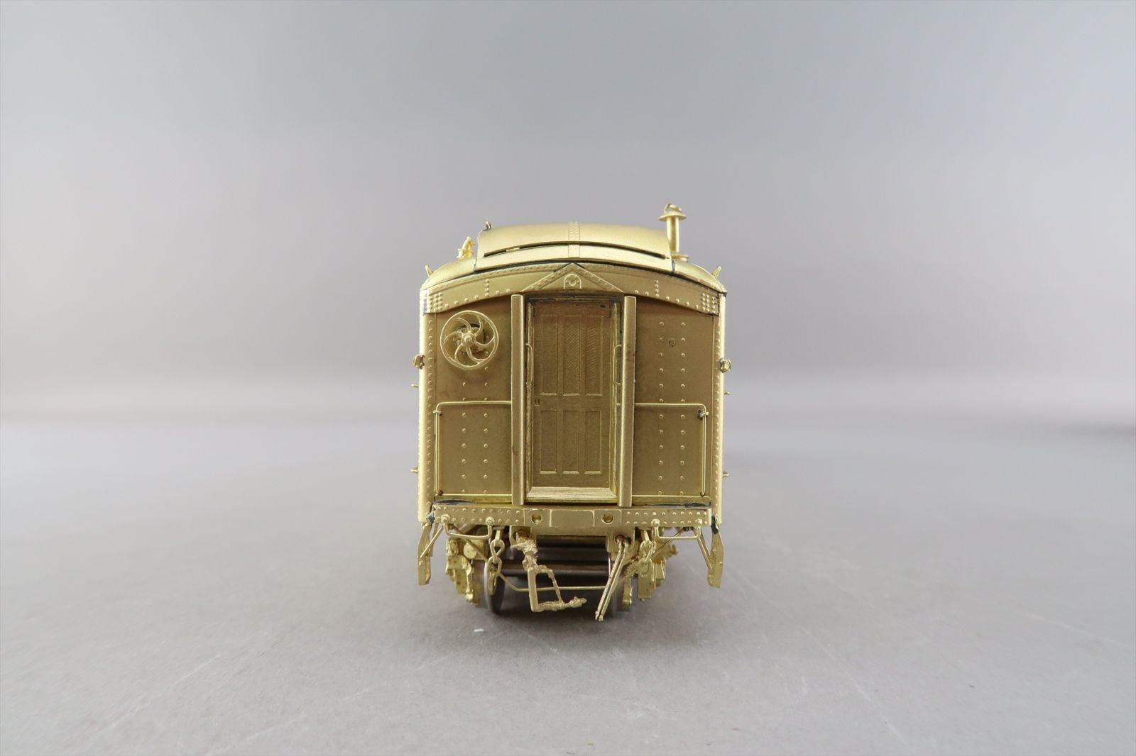 HO Brass Model - W&R NP Northern Pacific Mail & Express Car w/ Center ...