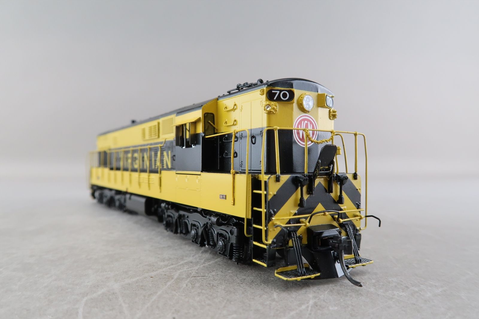 HO Brass Model - DP 3705D VGN Virginian F-M H-24-66 Trainmaster #70 - F ...