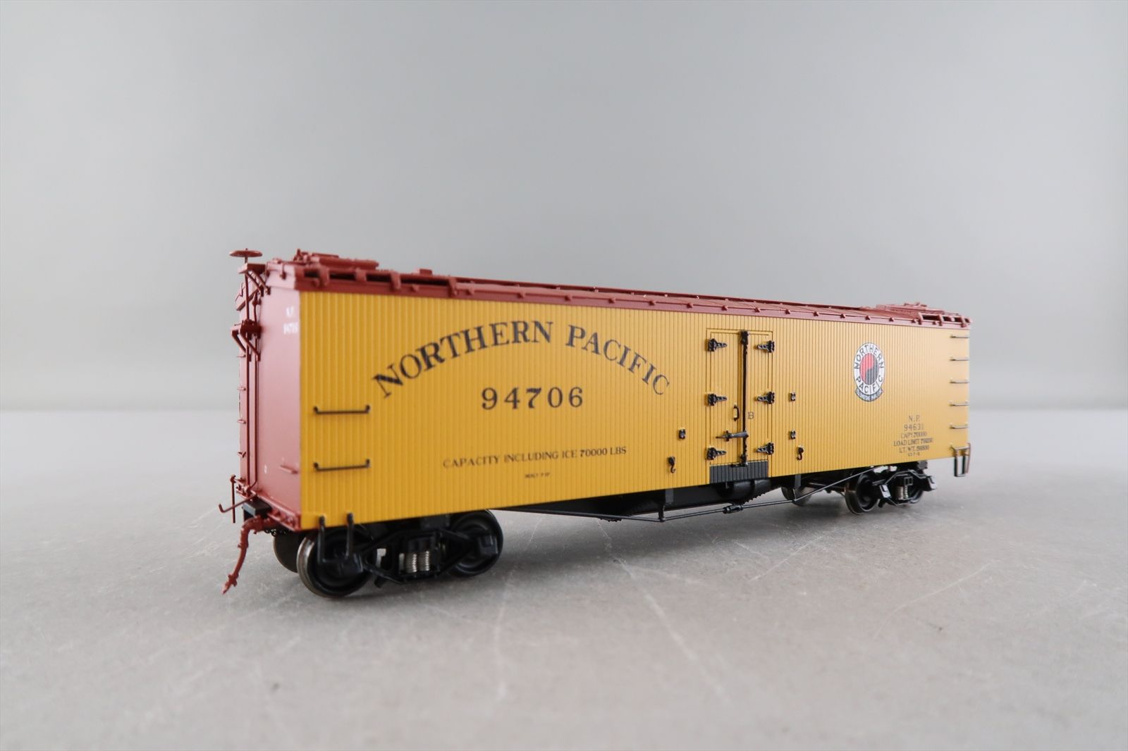 HO Brass Model - W&R NP Northern Pacific Reefer Version 1 Yellow #94706 ...
