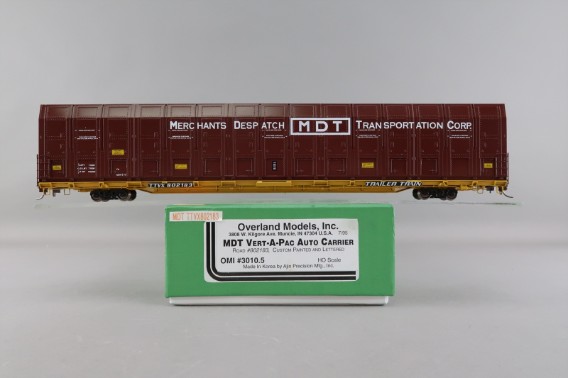 国鉄 Oha61 エコノミークラス客車 ブラウン HO Scale Model Trains