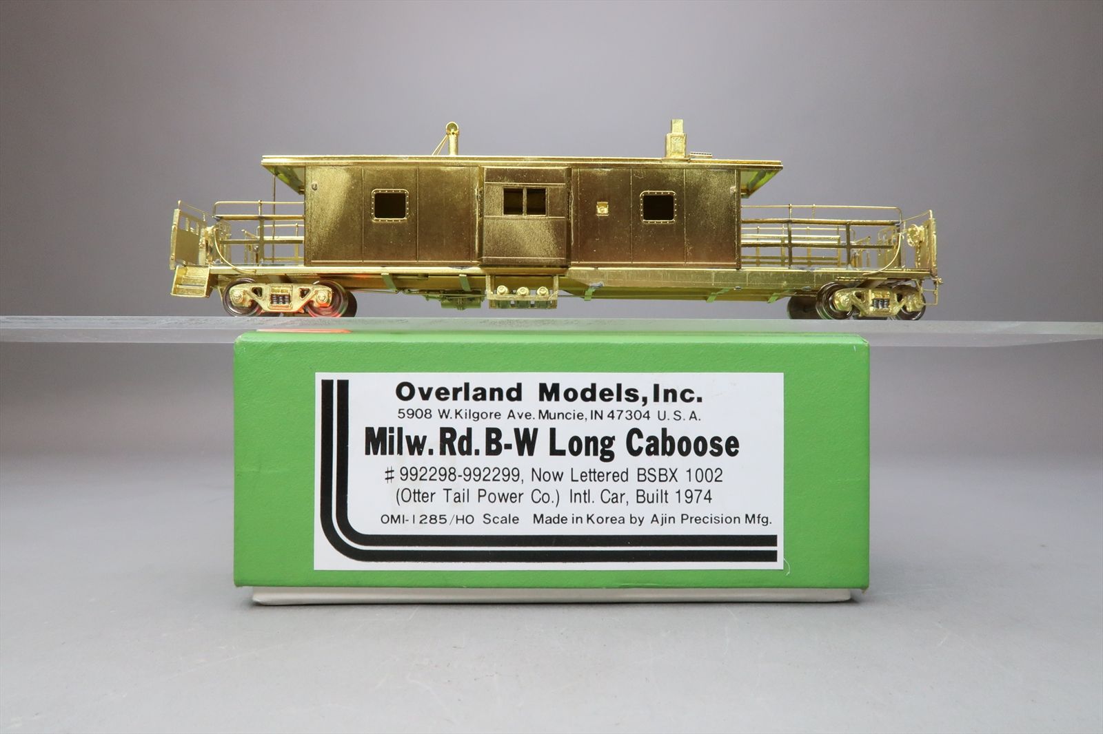 HO Brass Model OMI 1285 Milwaukee Road BW Bay Window Long Caboose