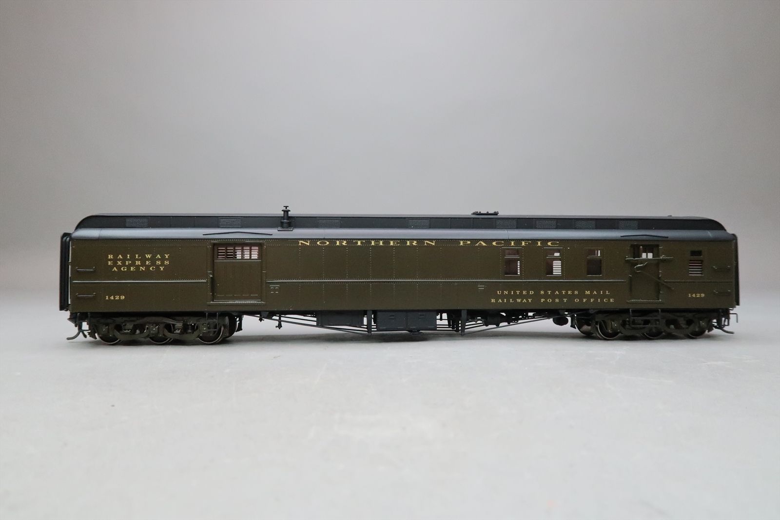HO Brass Model – W&R NP Northern Pacific Mail & Express Car Pullman ...