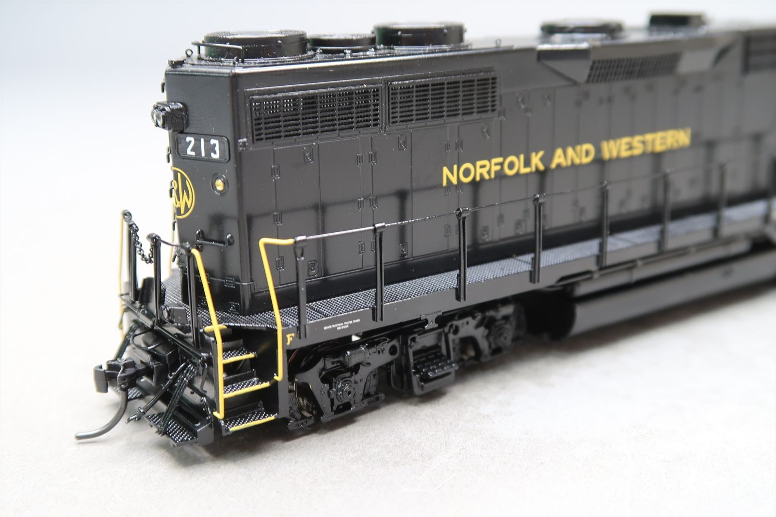 HO Brass Model - OMI 7049.1 N&W Norfolk & Western GP-35 High Hood #213 ...