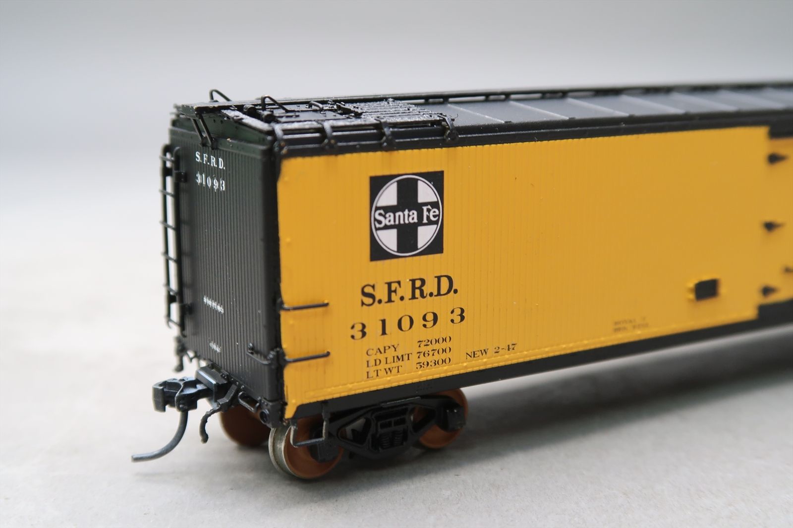 HO Brass Model - OMI 3281 AT&SF RR-10 Santa Fe 50' Ice Reefer ...