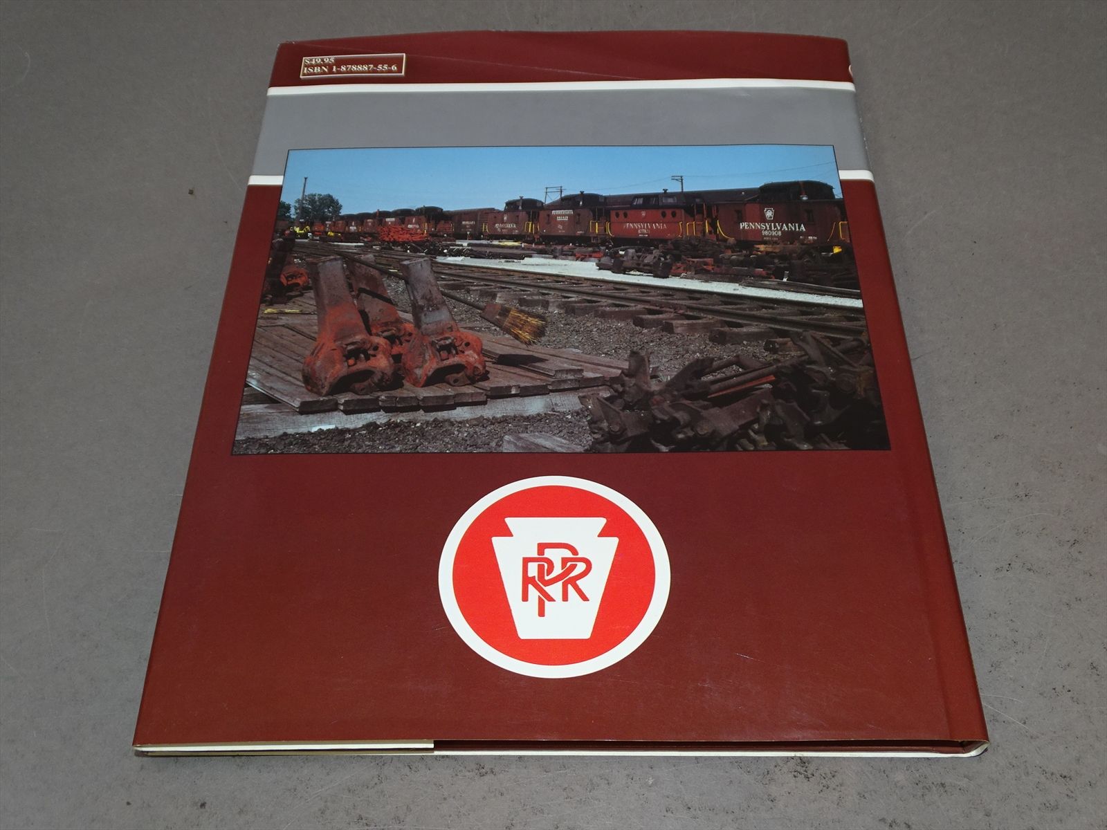 Railroad Book - PRR Color Guide to Freight and Passenger Equipment ...