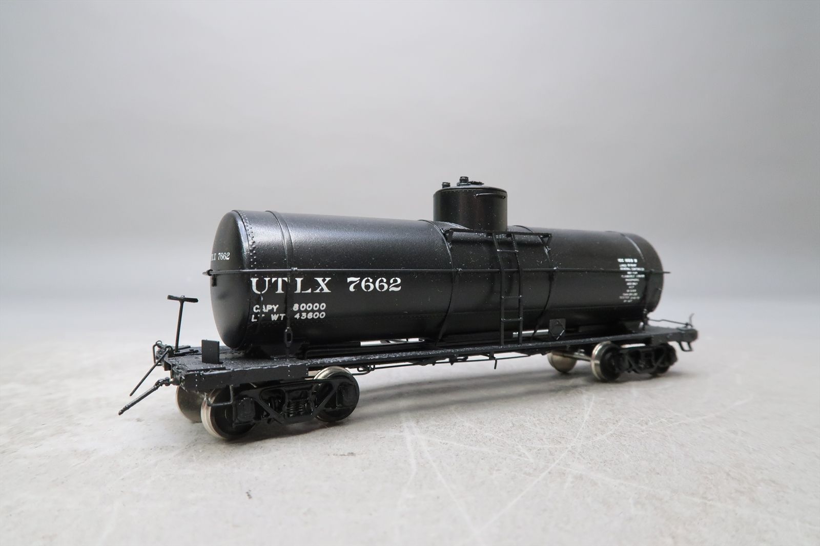 HO Brass Model - OMI 3231.2 UTLX Union 10,000 Gallon Tank Car ...