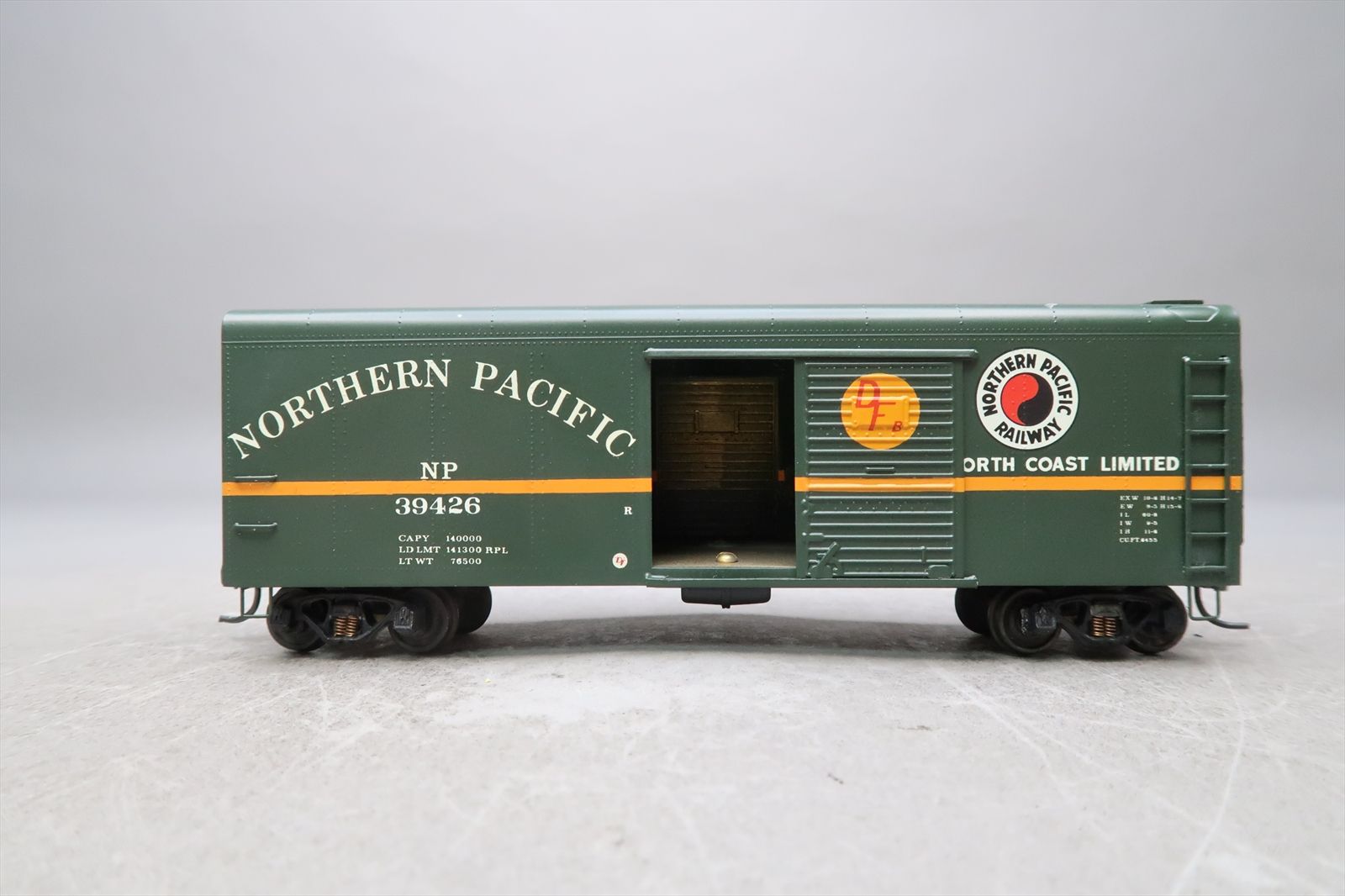HO Brass Model - NPP Nickel Plate NP Northern Pacific 40' Boxcar Box ...
