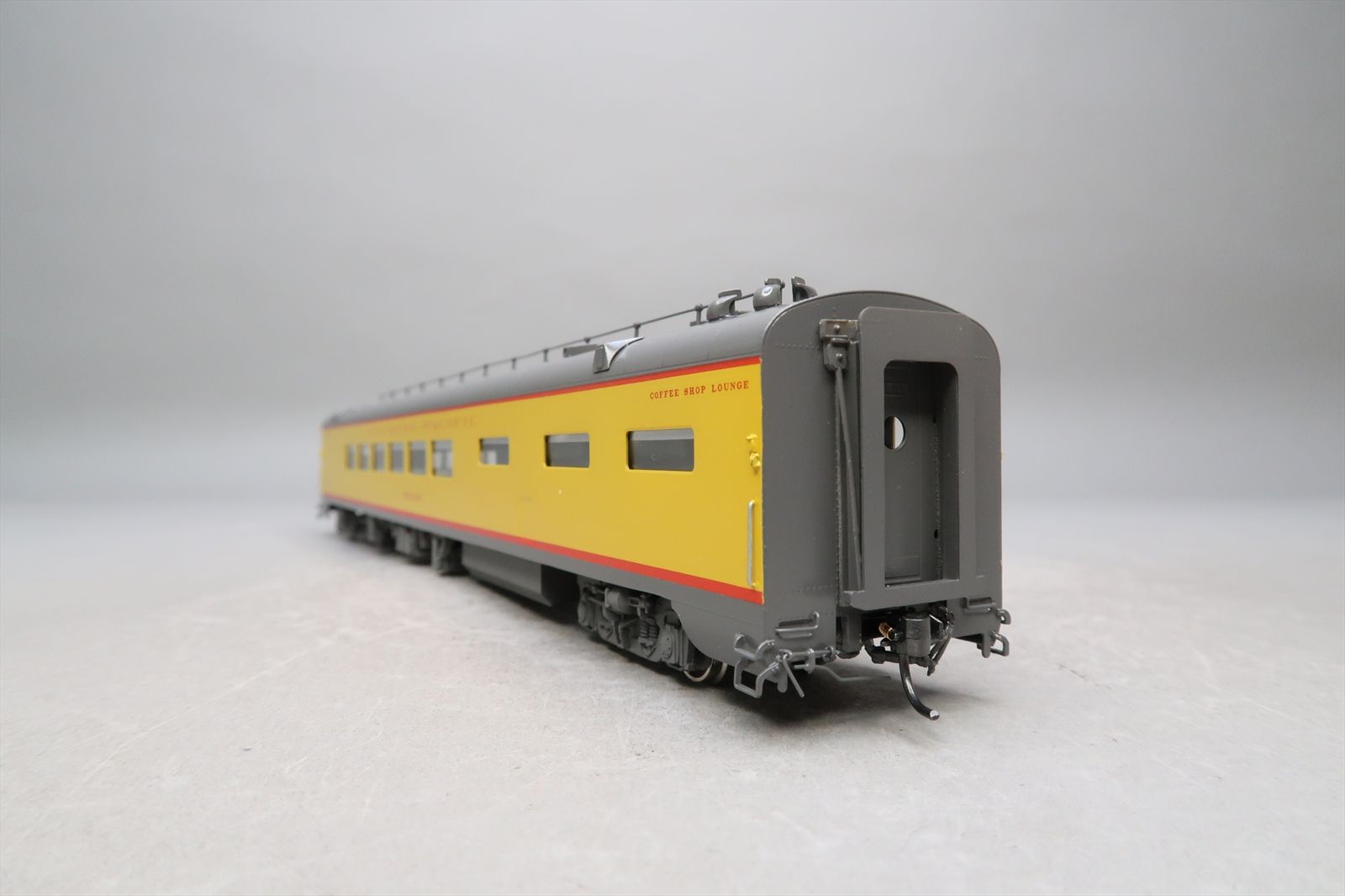 HO Brass Model - TCY 1183 SP Southern Pacific Coffee Shop Lounge UP ...