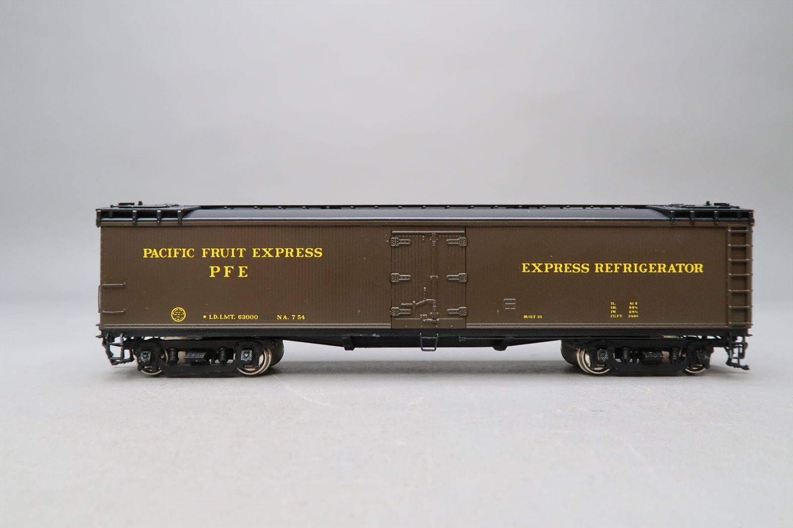 HO Brass Model - WPCC WP Car Corp. PFE Pacific Fruit Express Reefer ...