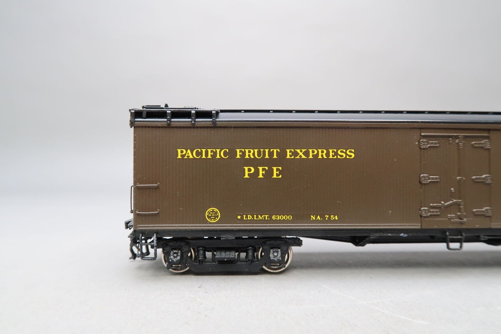 HO Brass Model - WPCC WP Car Corp. PFE Pacific Fruit Express Reefer ...