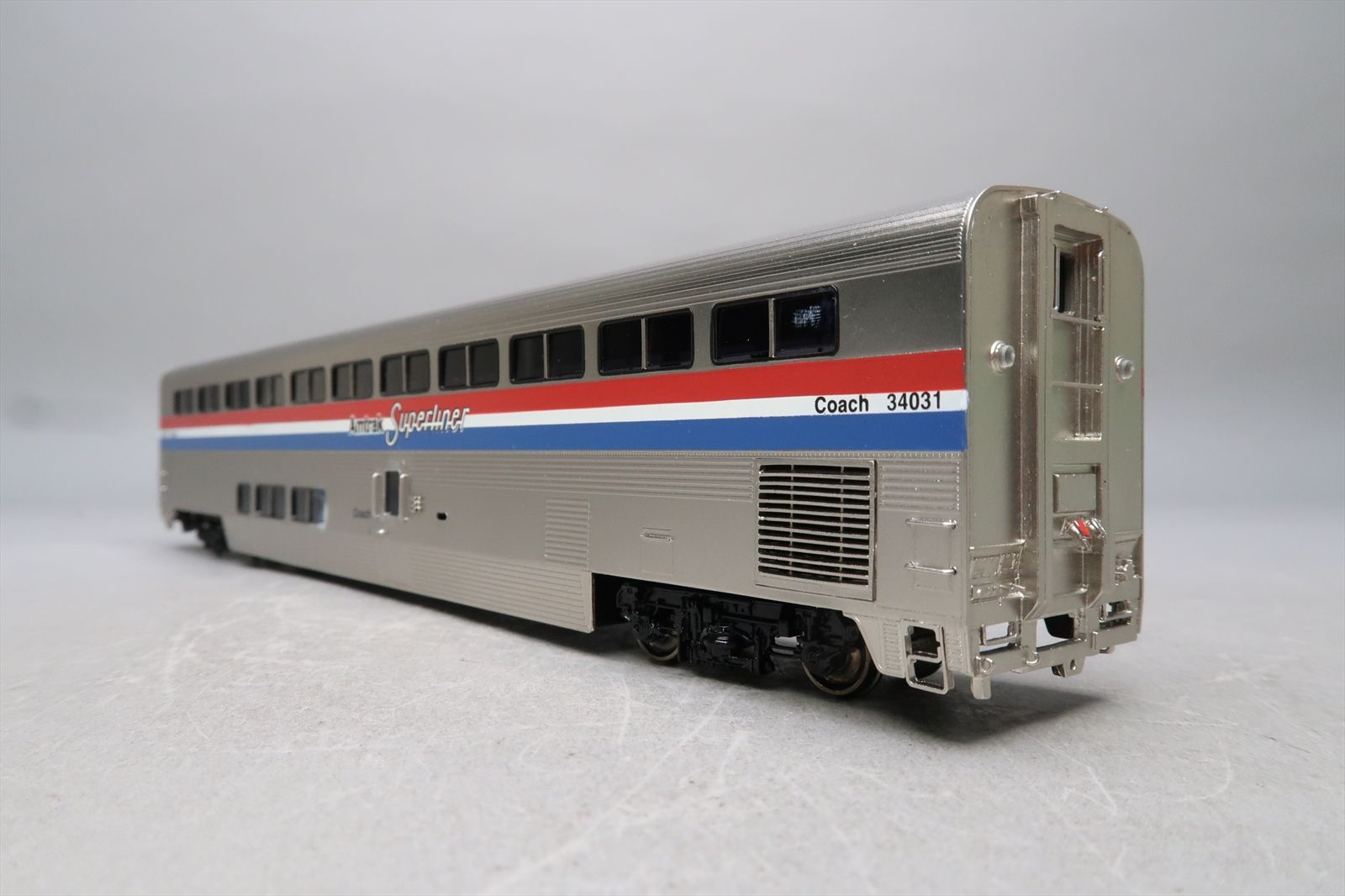 HO Brass Model - OMI 3224.1 Amtrak Superliner III Coach Car #34031 - F ...