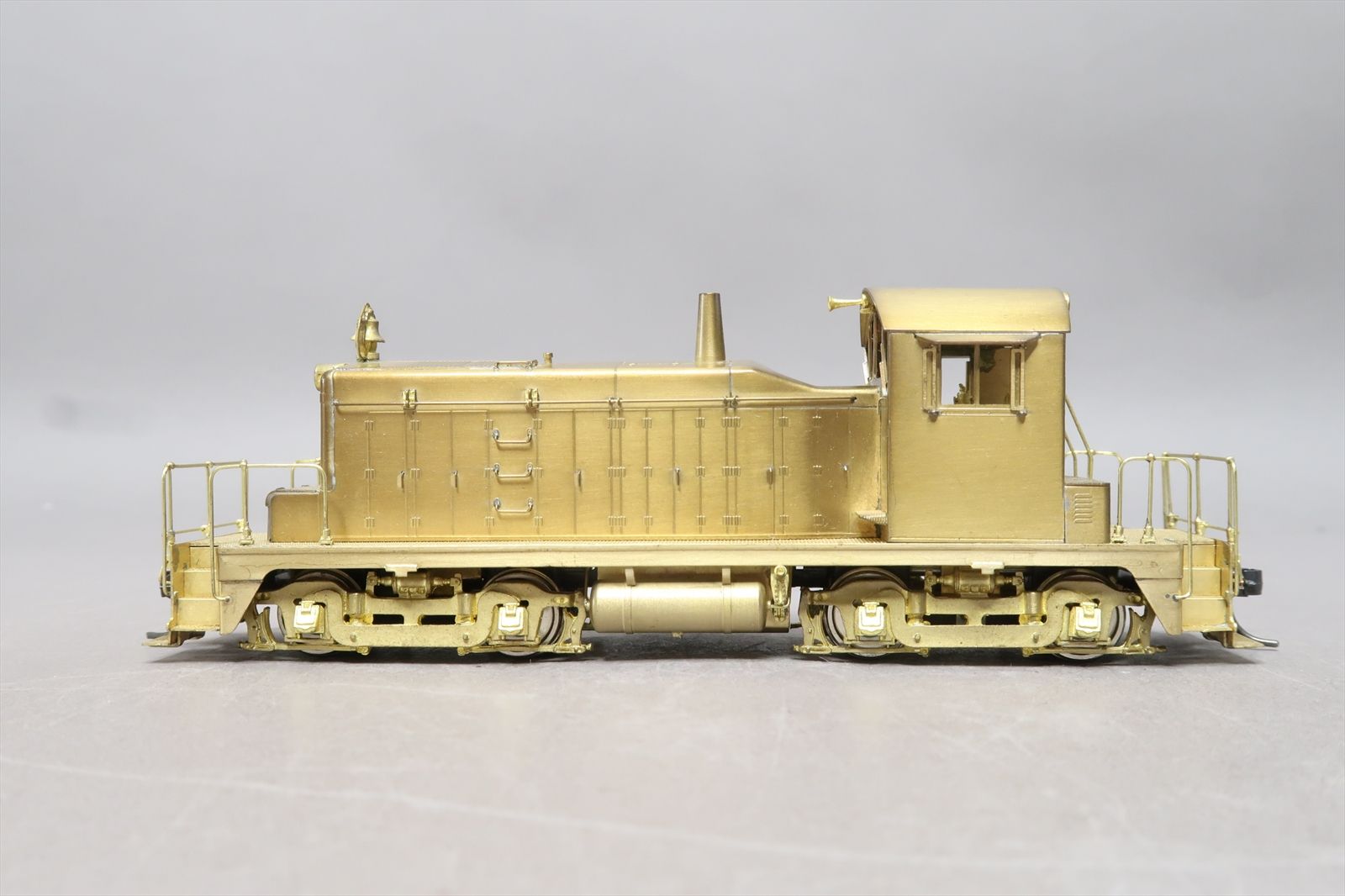 HO Brass Model - Oriental EMD SW-1 600HP Phase II Diesel - Unpainted ...