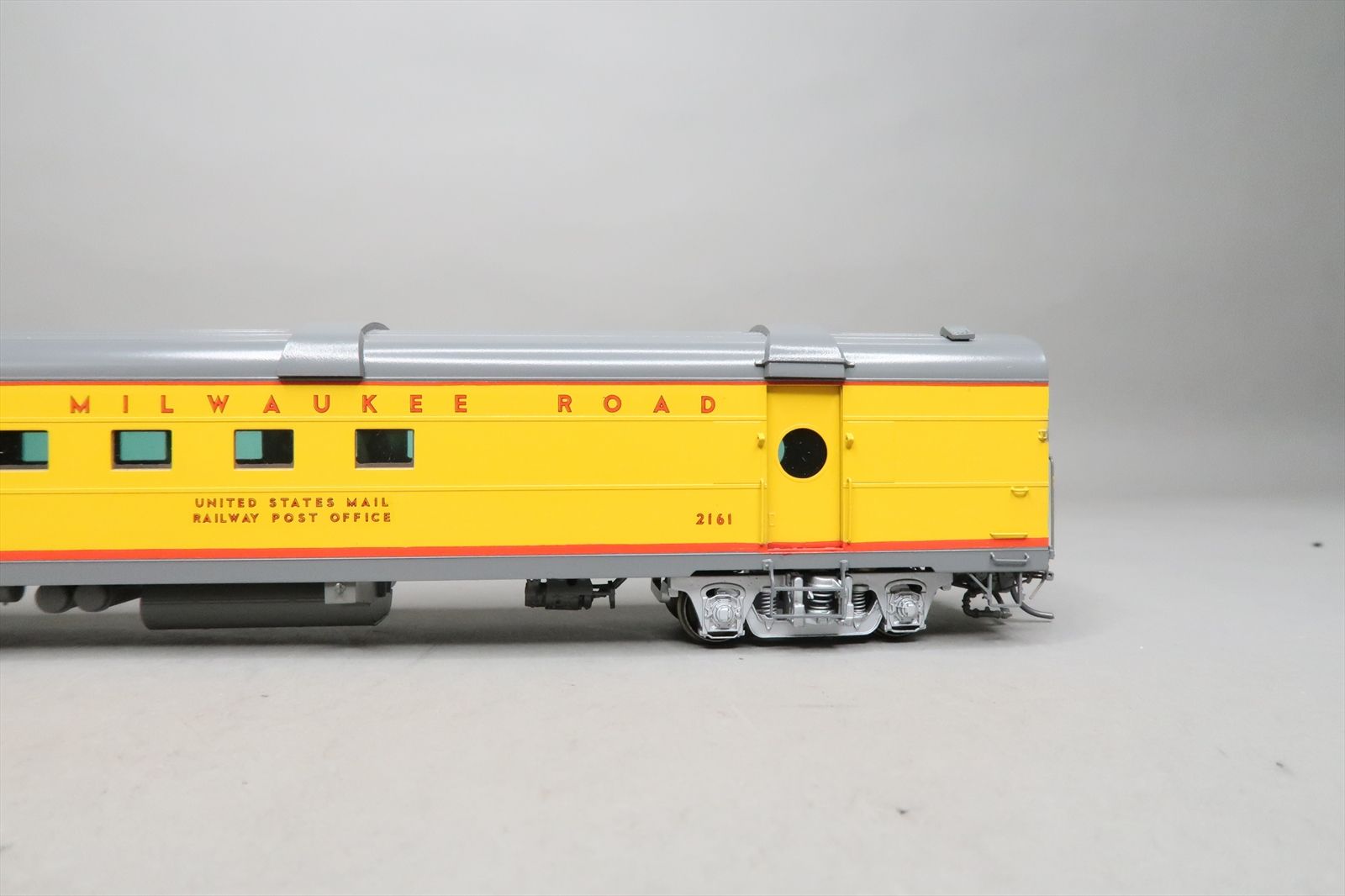HO Brass Model - RWC MILW30A Milwaukee Road RPO 5 Window 1957 UP Colors ...