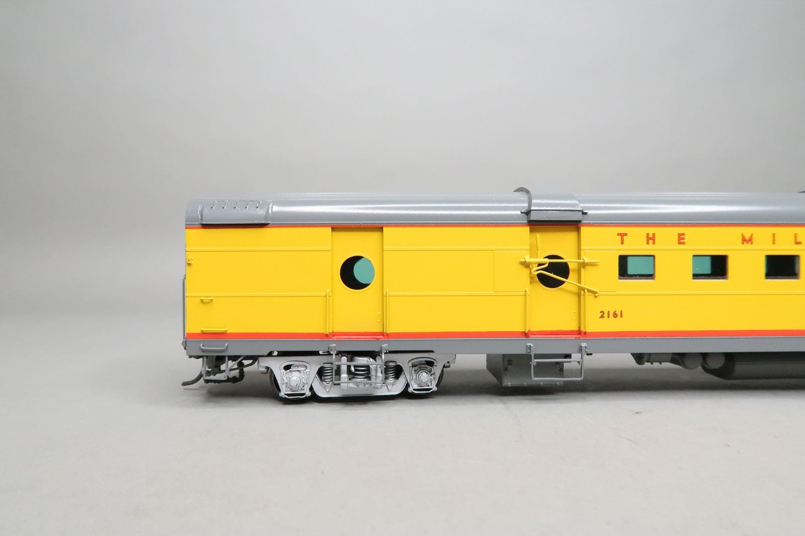 HO Brass Model - RWC MILW30A Milwaukee Road RPO 5 Window 1957 UP Colors ...