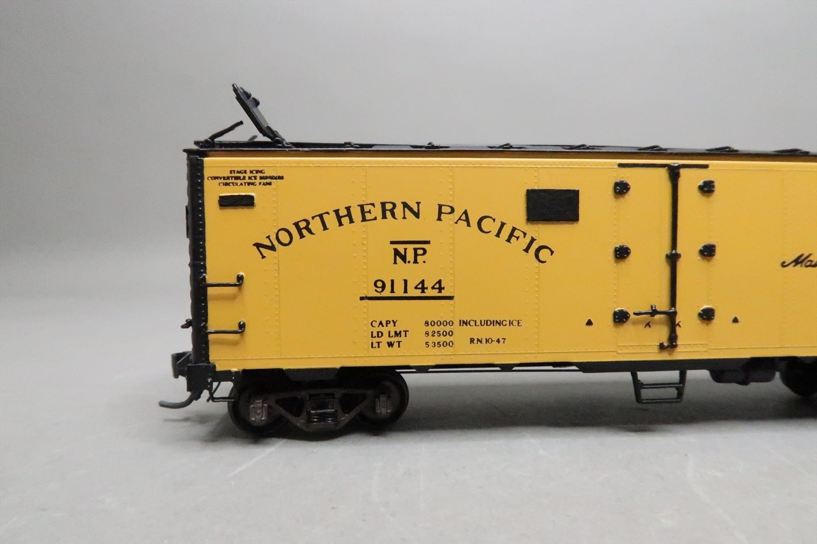 HO Brass Model - CIL 2139.1 NP Northern Pacific Reefer 