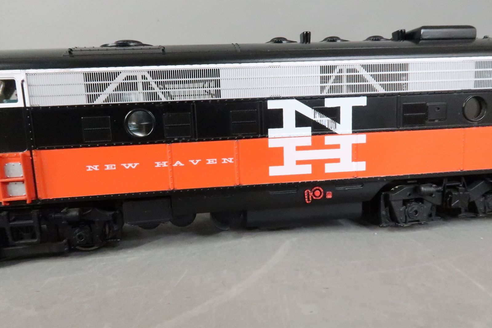 O Scale Hybrid Model - SS Sunset NH New Haven EMD FL9 #2052 - F/P + DCC ...