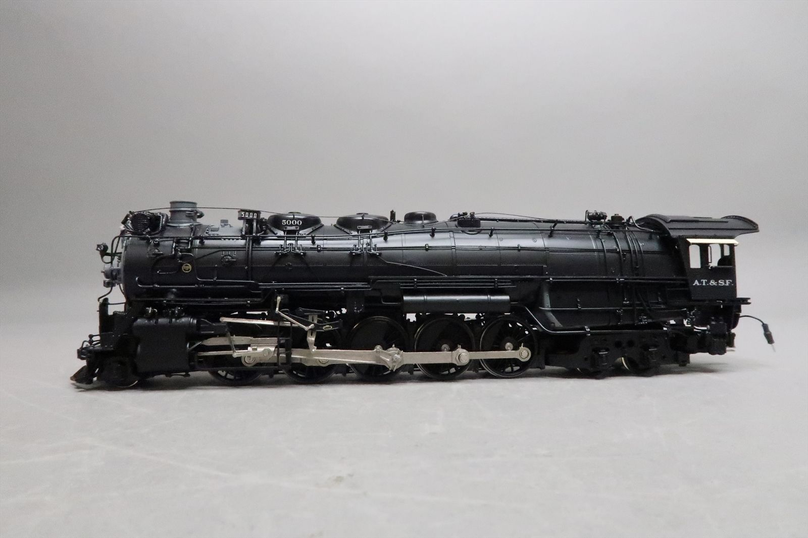 HO Brass Model - TCY 3002 AT&SF Santa Fe 2-10-4 Madame Queen Rebuilt w ...