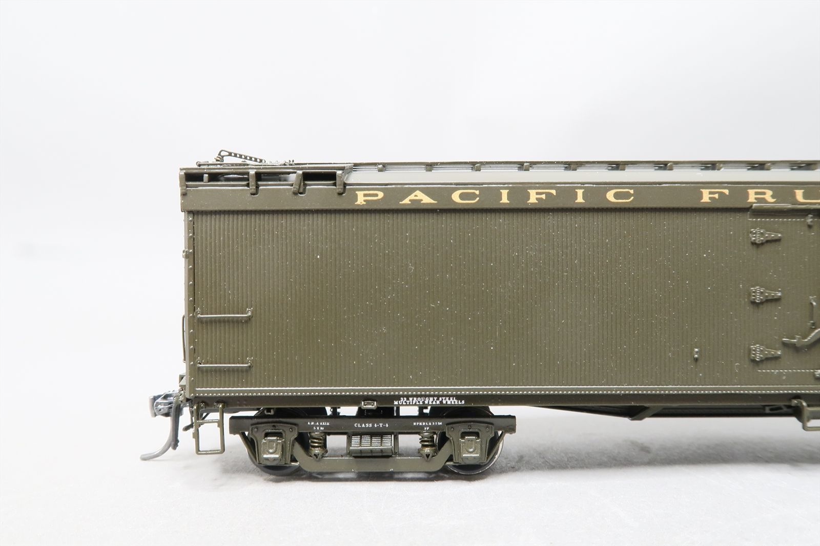 HO Brass Model - CIL 2529.1 PFE Pacific Fruit Express Reefer ...