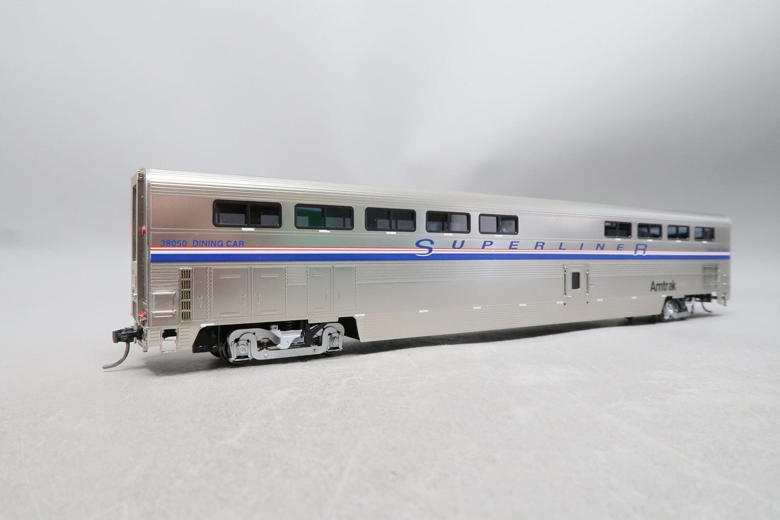 HO Brass Model - OMI 3332.1 Amtrak Superliner II Diner #38050 - F/P ...