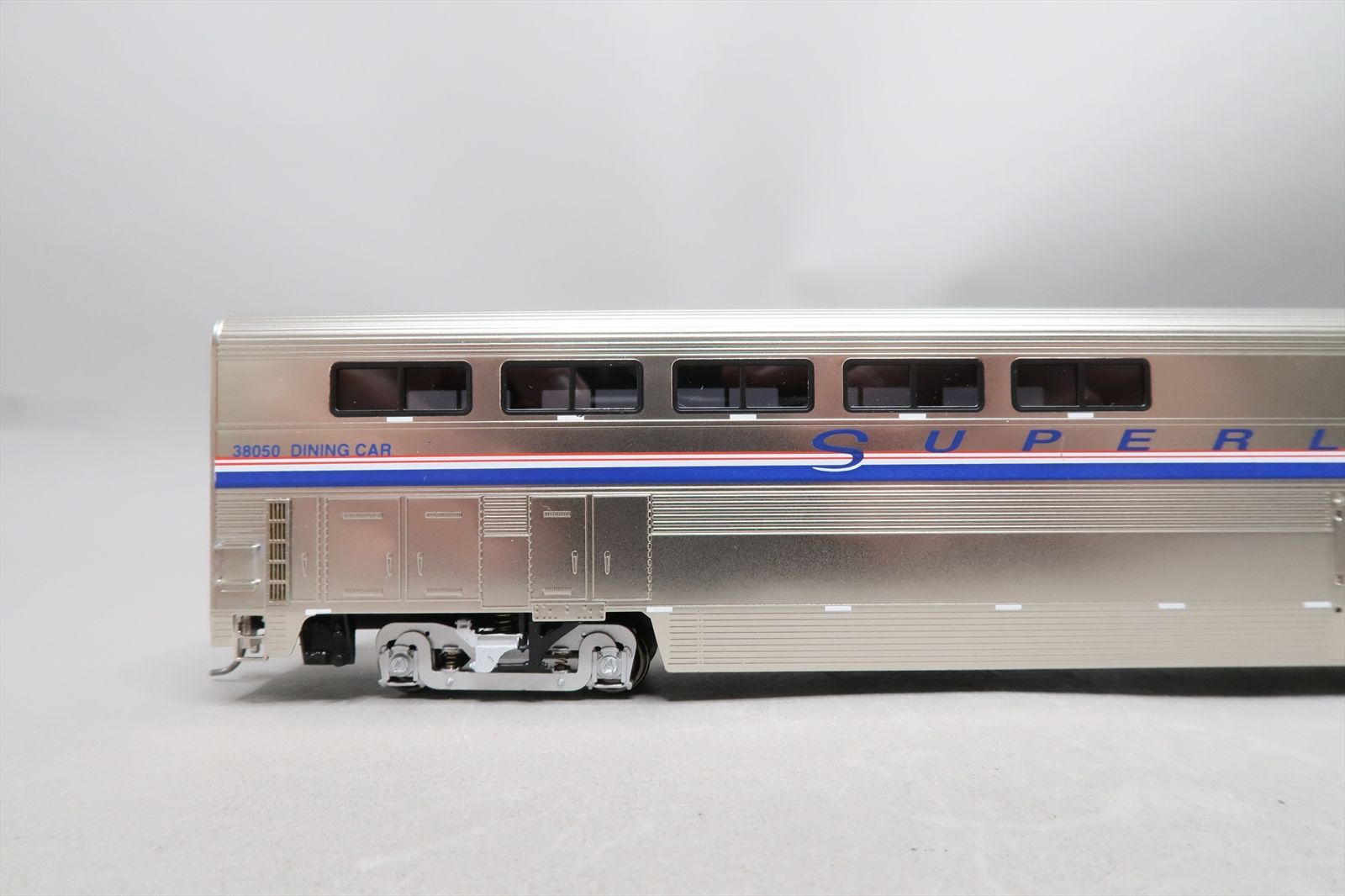 HO Brass Model - OMI 3332.1 Amtrak Superliner II Diner #38050 - F/P ...