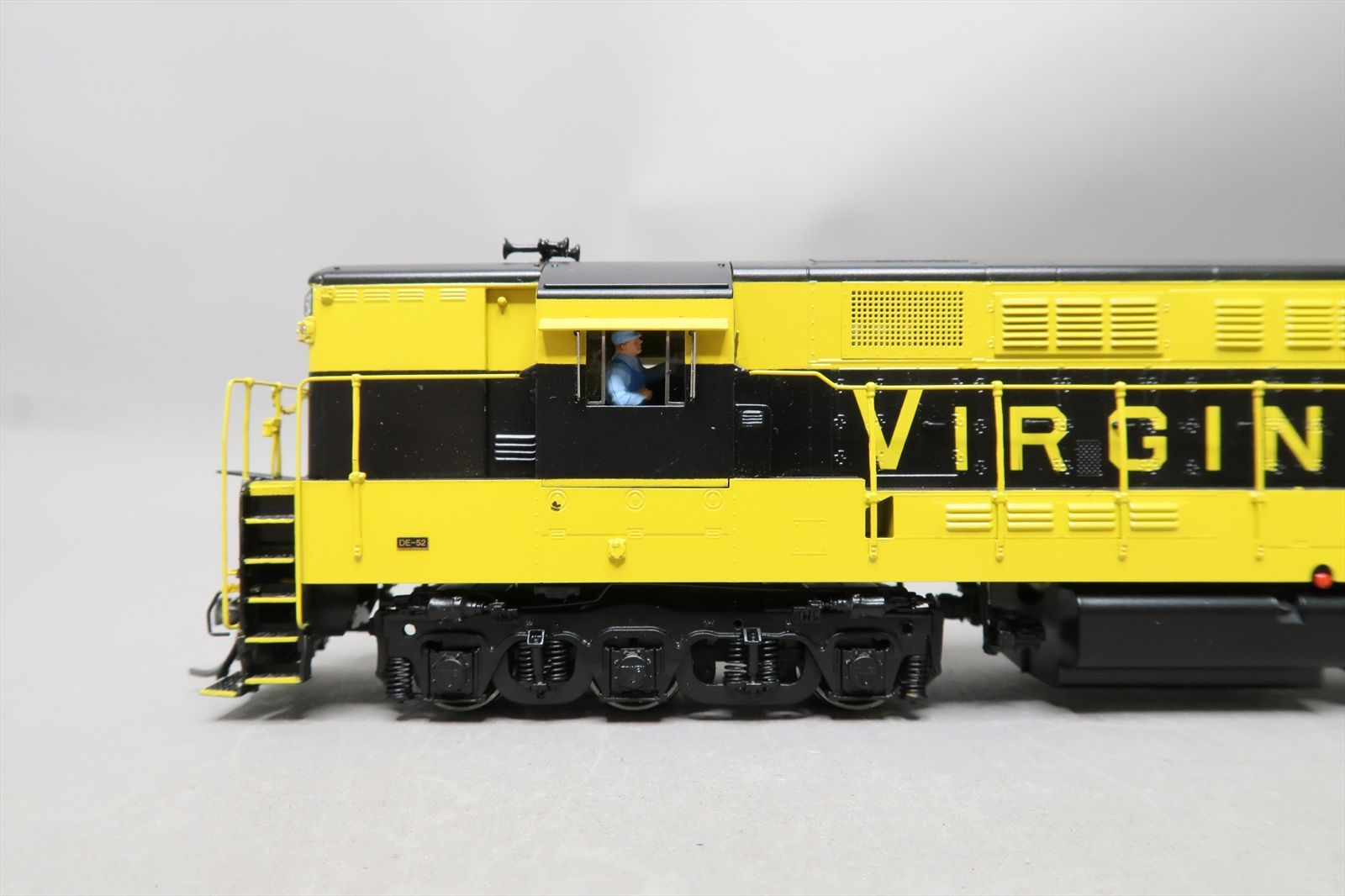 HO Brass Model - DP 3705C VGN Virginian F-M H24-66 Trainmaster Phase Ib ...